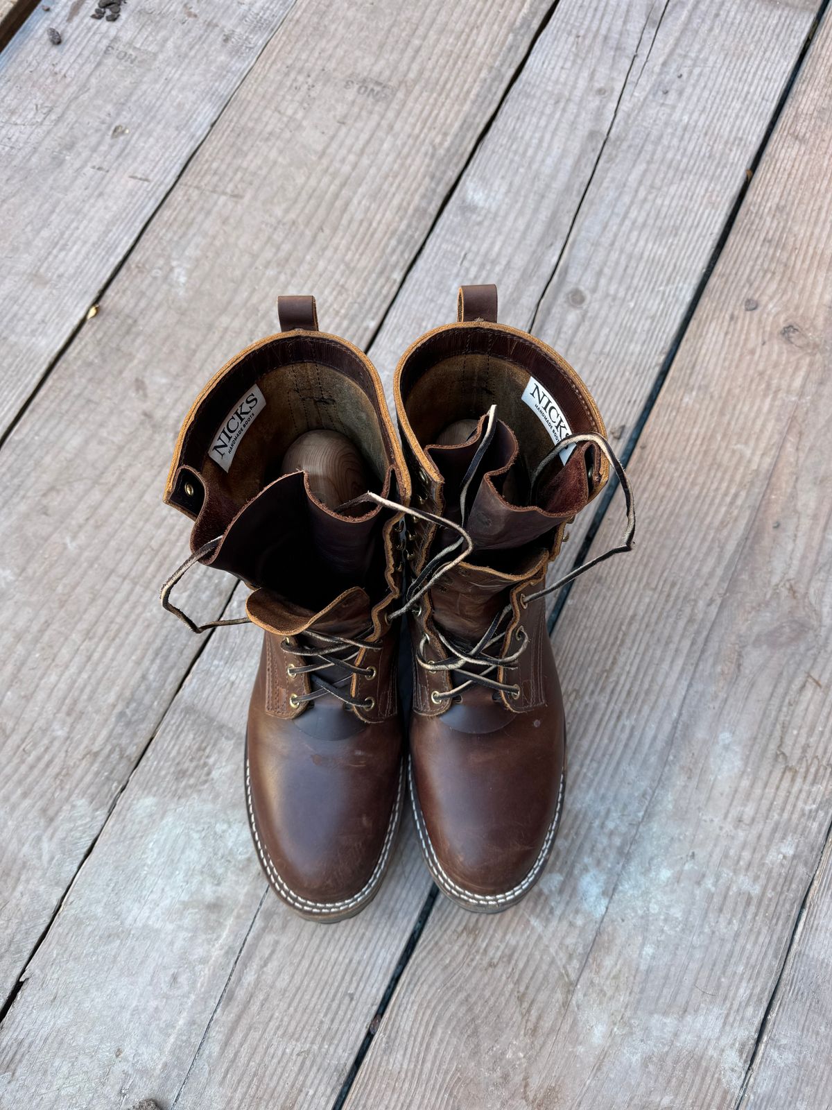 Photo by lugsoul on November 3, 2024 of the Nicks MTO in Horween Whiskey Predator.