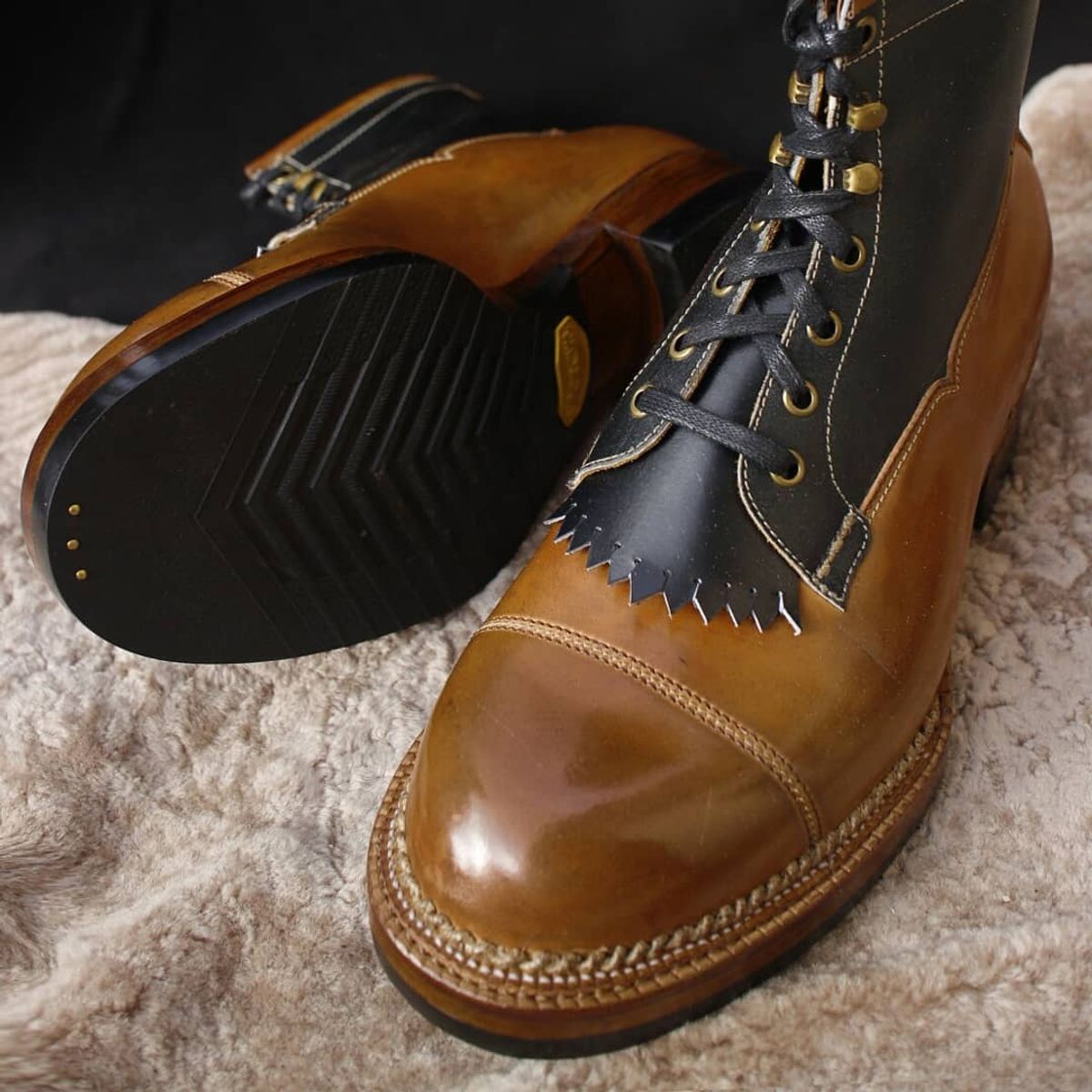 Photo by emilime on May 31, 2019 of the Midas Vanquish Blucher Boot in Rocado Whisky Shell Cordovan.