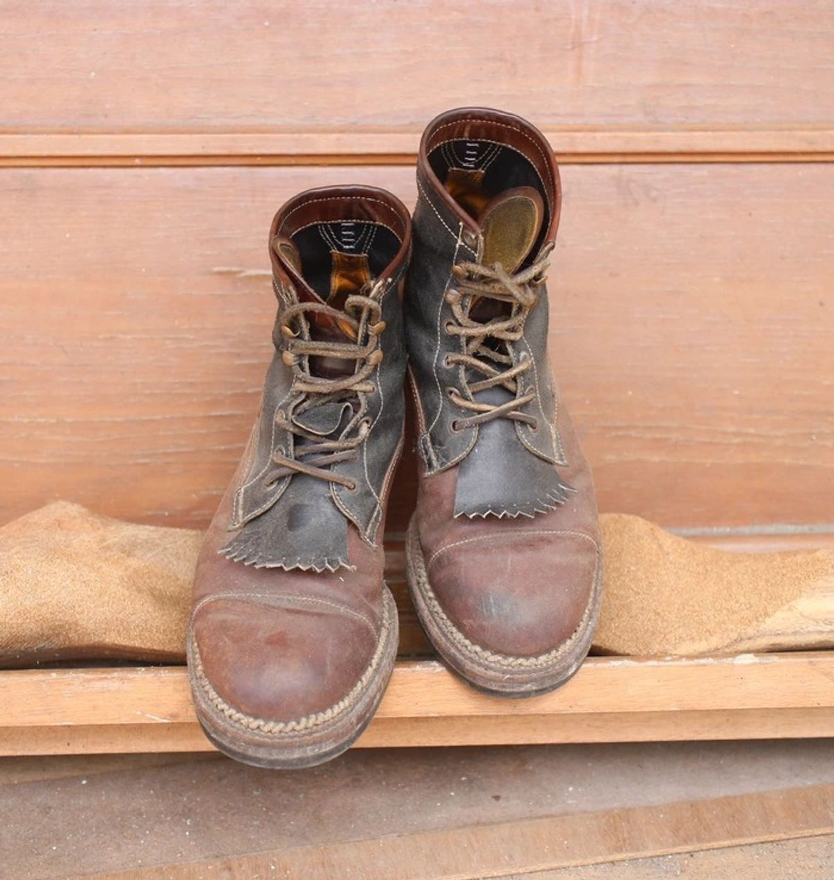 Photo by emilime on May 12, 2021 of the Midas Vanquish Blucher Boot in Rocado Whisky Shell Cordovan.