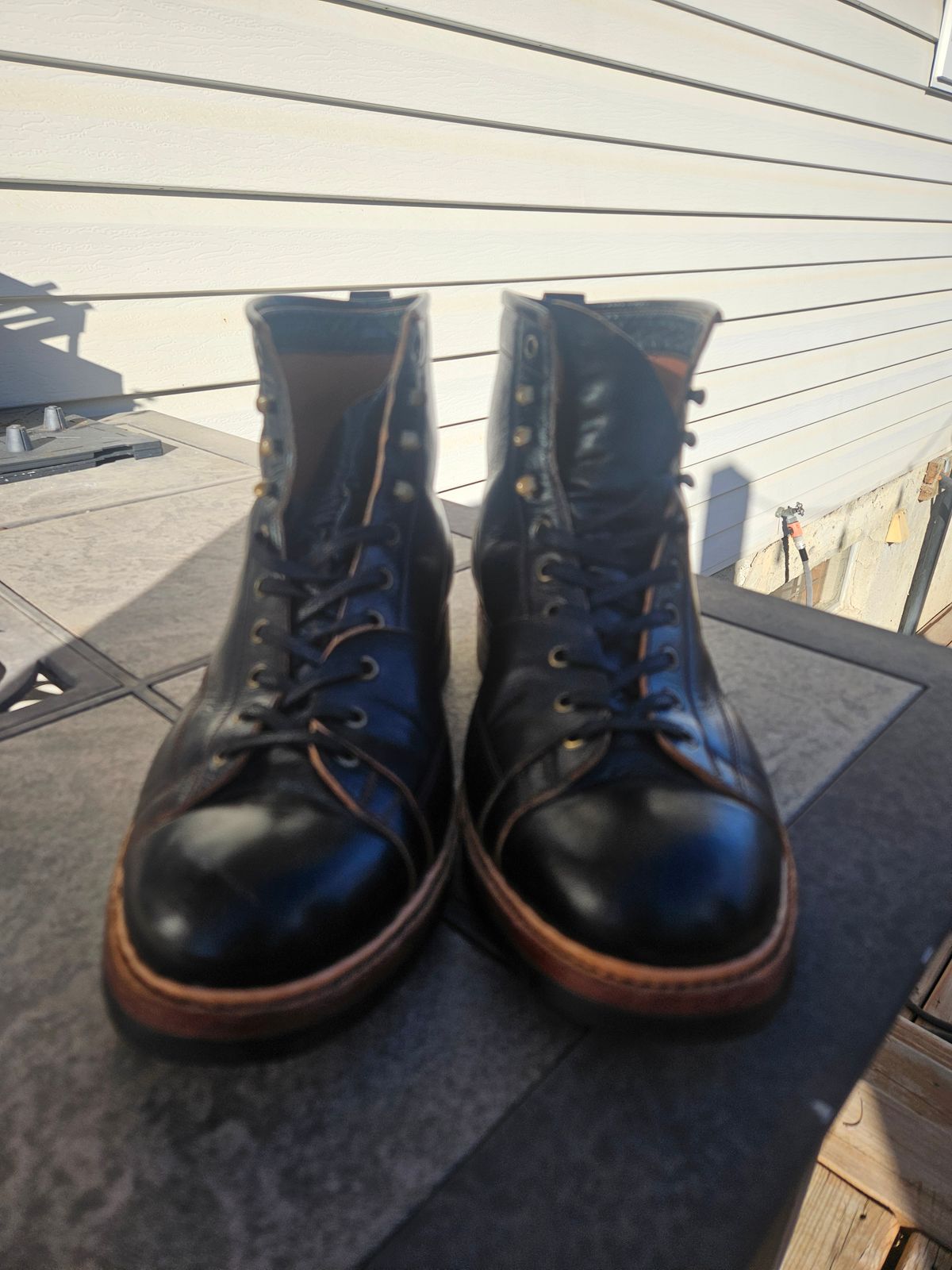 Photo by hosekileather on October 1, 2025 of the Red Wing x Indian Motorcycle Spirit Lake in Redwing Amber Portage Leather.