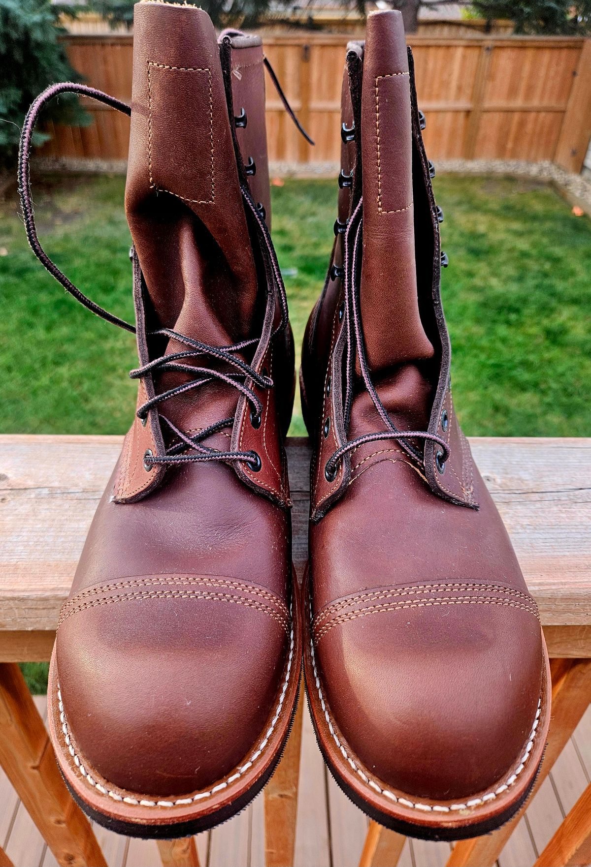 Photo by hosekileather on September 29, 2025 of the Red Wing x Indian Motorcycle Spirit Lake in Redwing Amber Portage Leather.