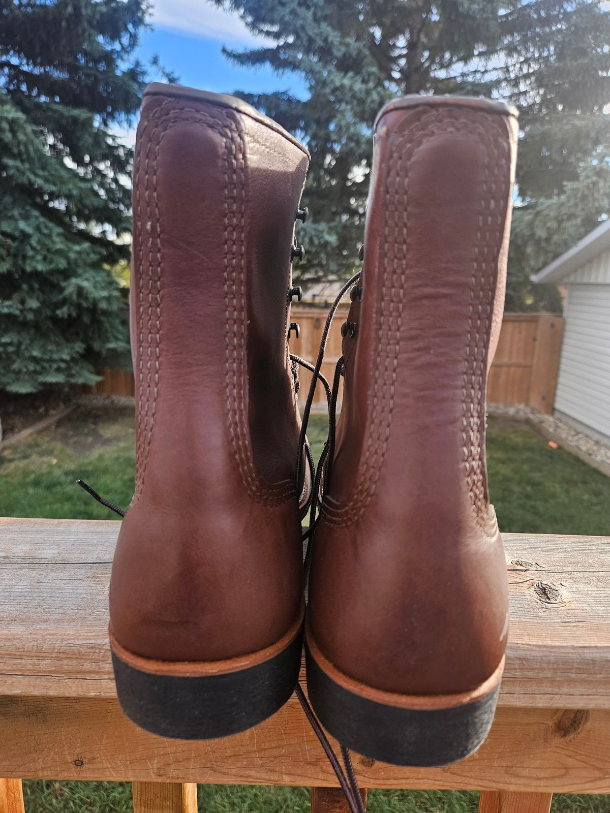 Photo by hosekileather on October 1, 2025 of the Red Wing x Indian Motorcycle Spirit Lake in Redwing Amber Portage Leather.