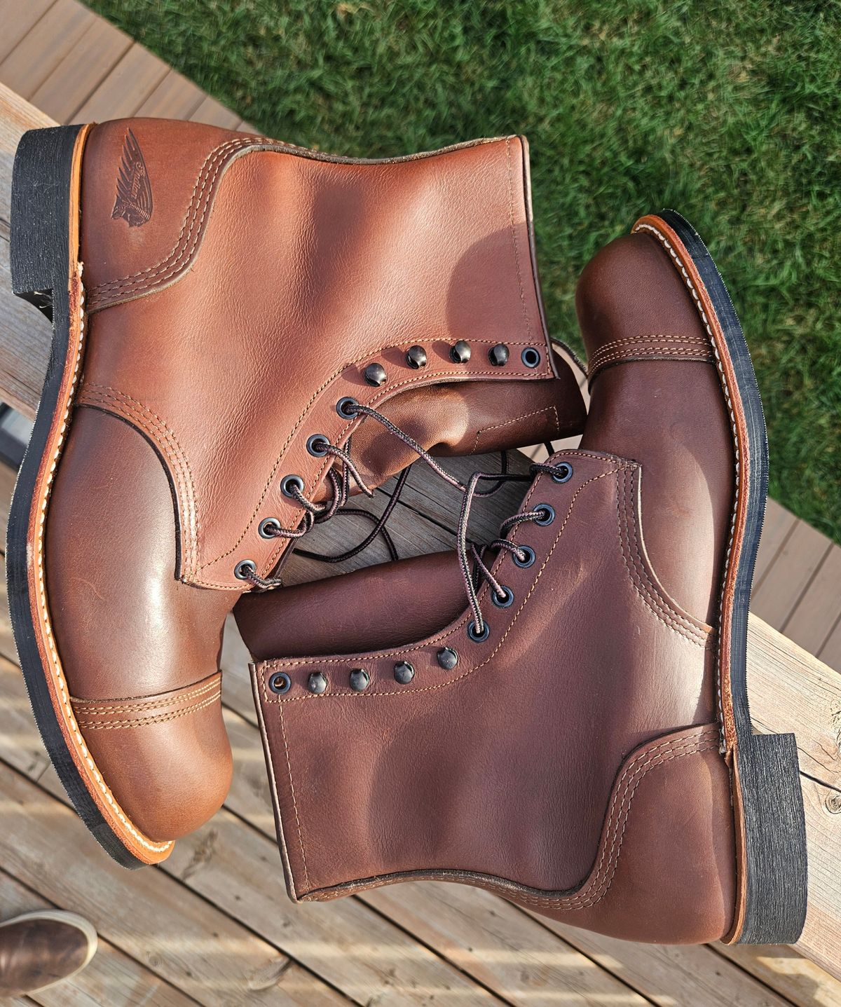 Photo by hosekileather on October 1, 2025 of the Red Wing x Indian Motorcycle Spirit Lake in Redwing Amber Portage Leather.