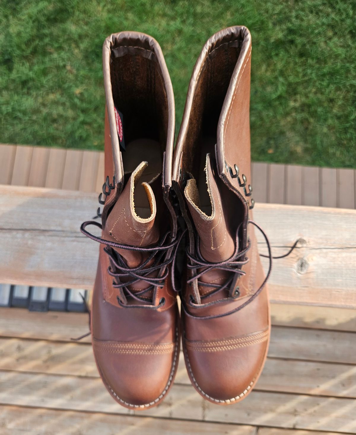Photo by hosekileather on October 1, 2025 of the Red Wing x Indian Motorcycle Spirit Lake in Redwing Amber Portage Leather.