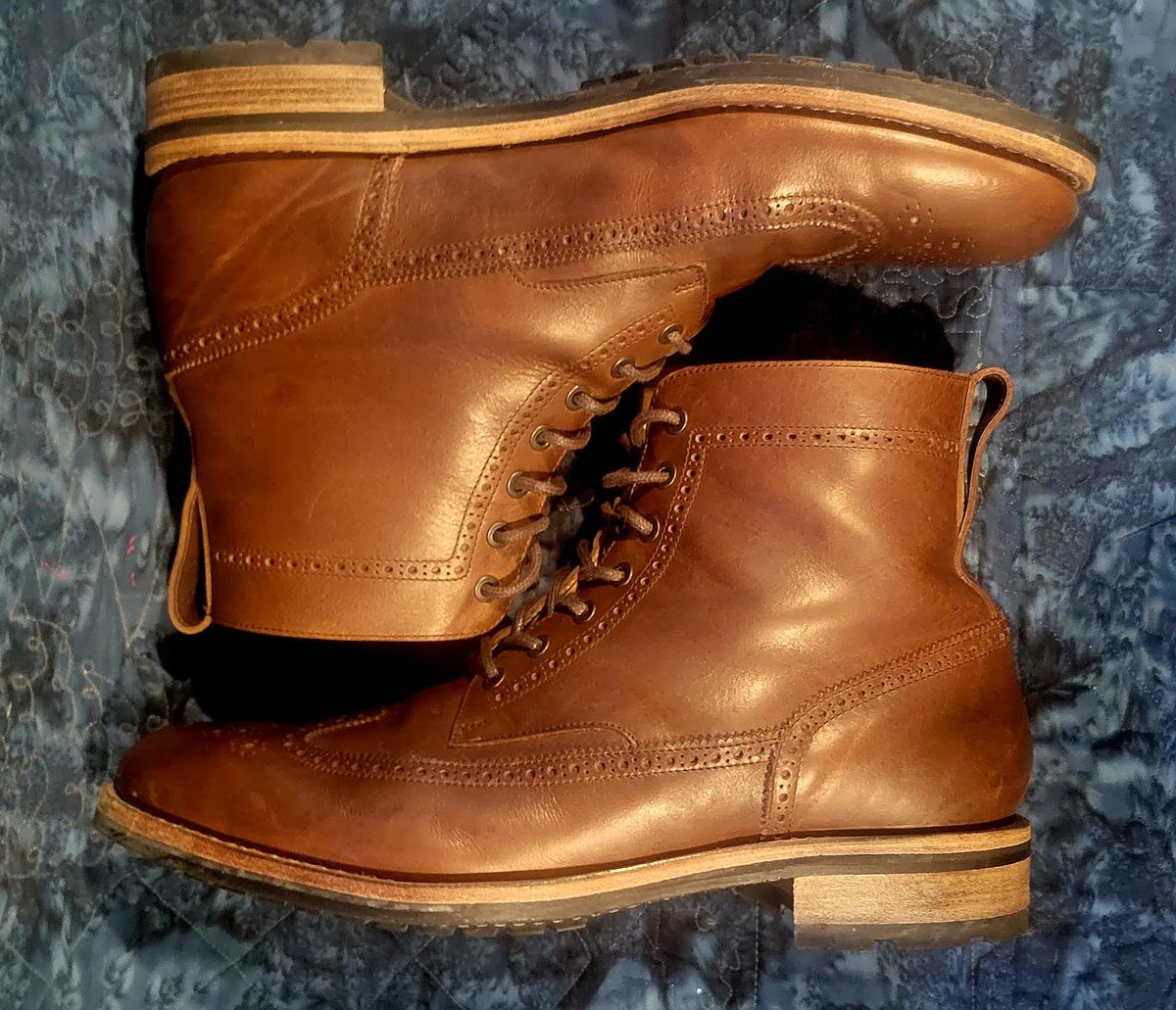 Photo by hosekileather on December 1, 2022 of the Mark Albert Countrty Boot in C.F. Stead Dark Snuff Regency Calf.
