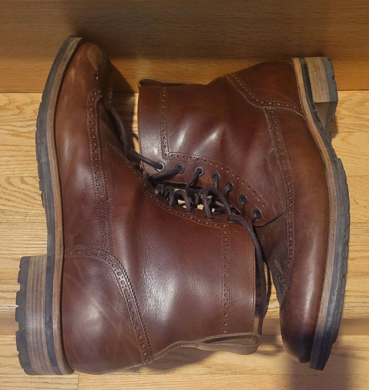 Photo by hosekileather on February 2, 2023 of the Mark Albert Countrty Boot in C.F. Stead Dark Snuff Regency Calf.