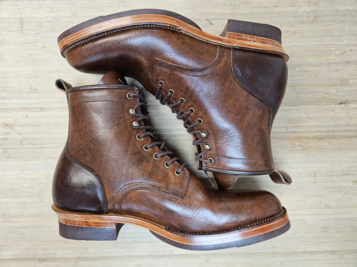 Photo by hosekileather on November 2, 2023 of the Tahura Captoelari Plain Toe in Badalassi Carlo Dark Brown Nemesis.
