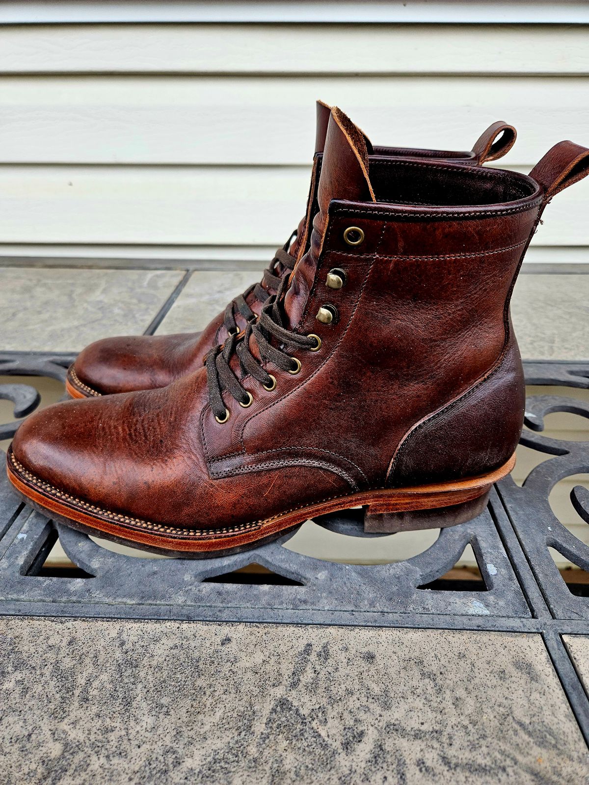 Photo by hosekileather on December 2, 2023 of the Tahura Captoelari Plain Toe in Badalassi Carlo Dark Brown Nemesis.