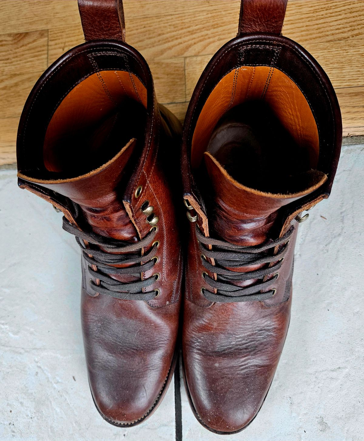 Photo by hosekileather on February 4, 2024 of the Tahura Captoelari Plain Toe in Badalassi Carlo Dark Brown Nemesis.