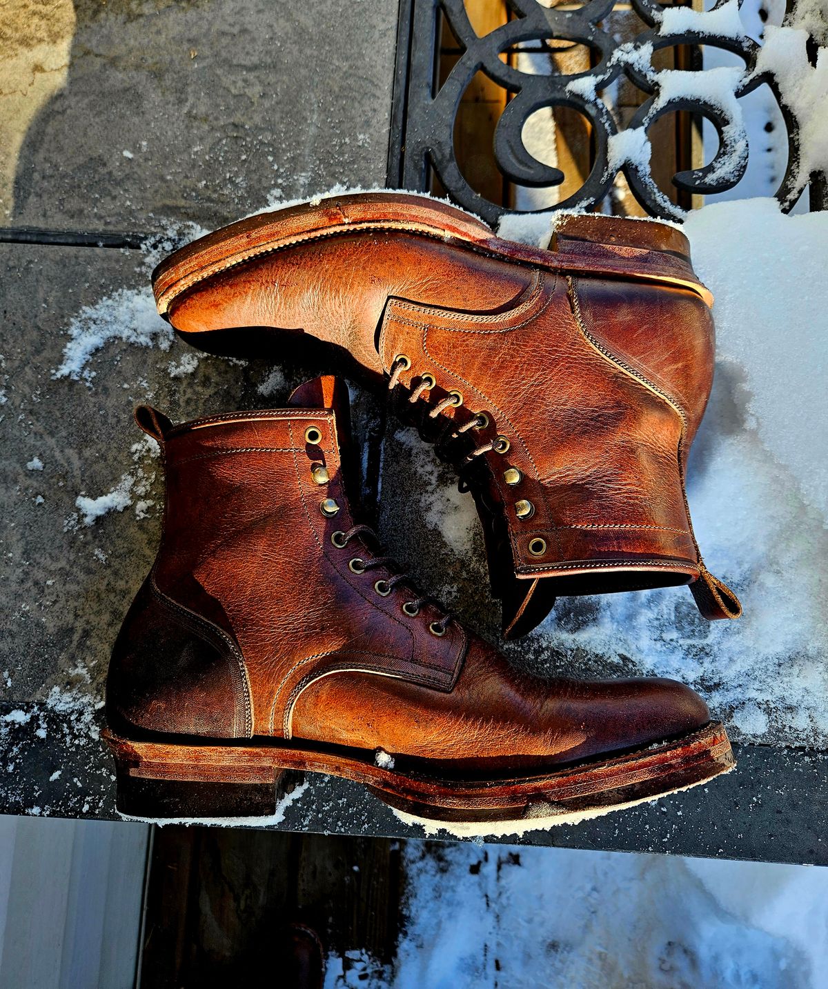 Photo by hosekileather on March 3, 2024 of the Tahura Captoelari Plain Toe in Badalassi Carlo Dark Brown Nemesis.