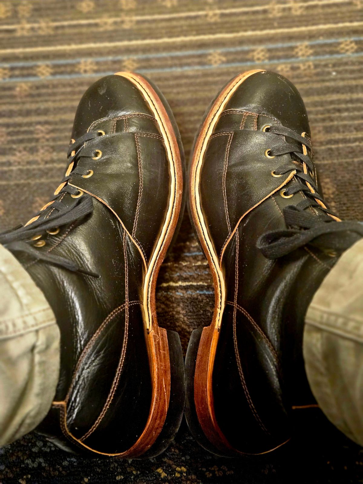 Photo by hosekileather on December 2, 2025 of the Jakkrabbits Monkey Boot in Shinki Black Teacore Horsebutt.