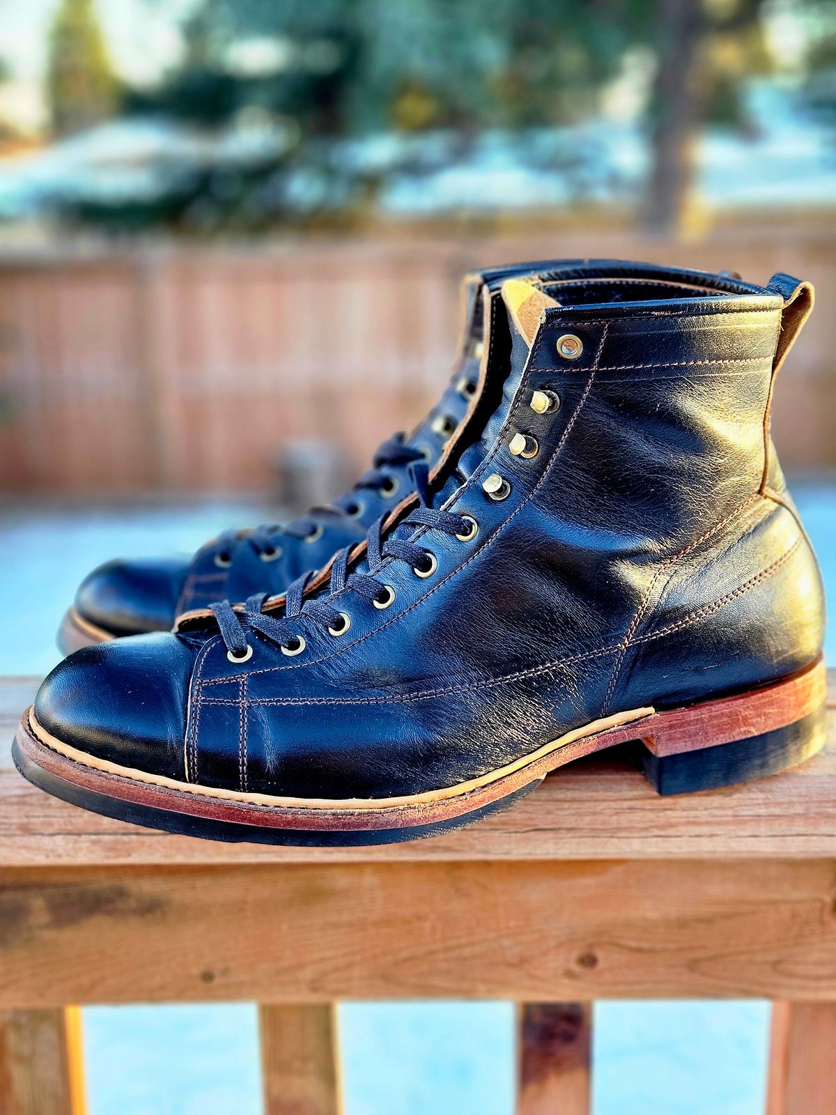 Photo by hosekileather on March 2, 2026 of the Jakkrabbits Monkey Boot in Shinki Black Teacore Horsebutt.