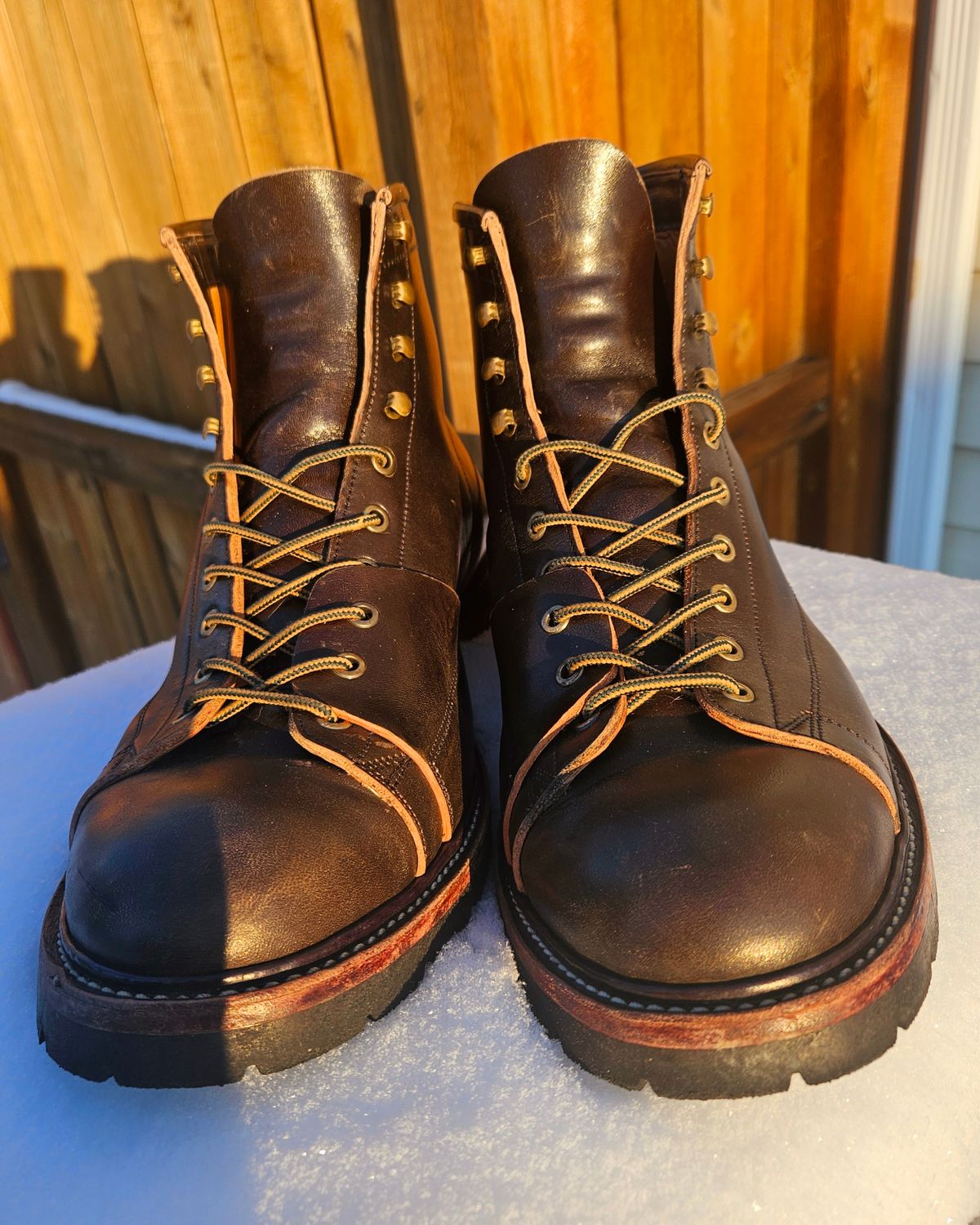 Photo by hosekileather on January 1, 2025 of the Jakkrabbits Monkey Boot in Maryam Olive Horsebutt.