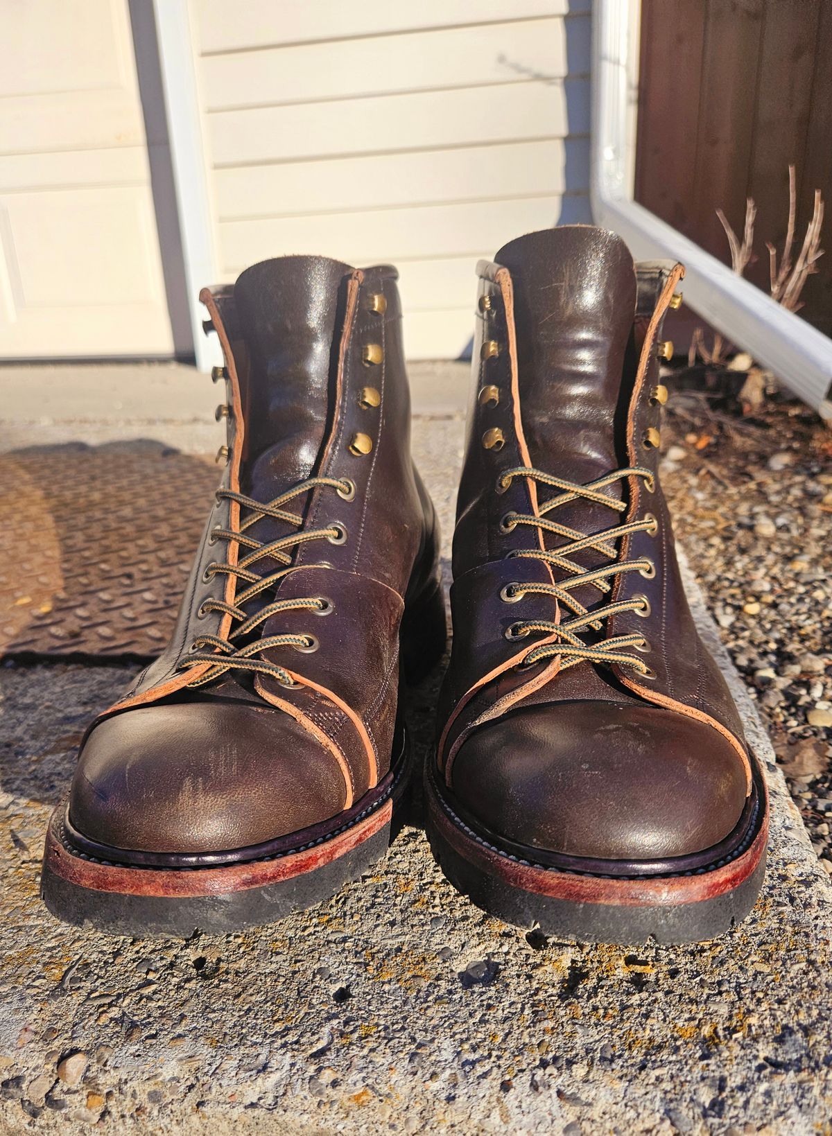 Photo by hosekileather on March 1, 2025 of the Jakkrabbits Monkey Boot in Maryam Olive Horsebutt.