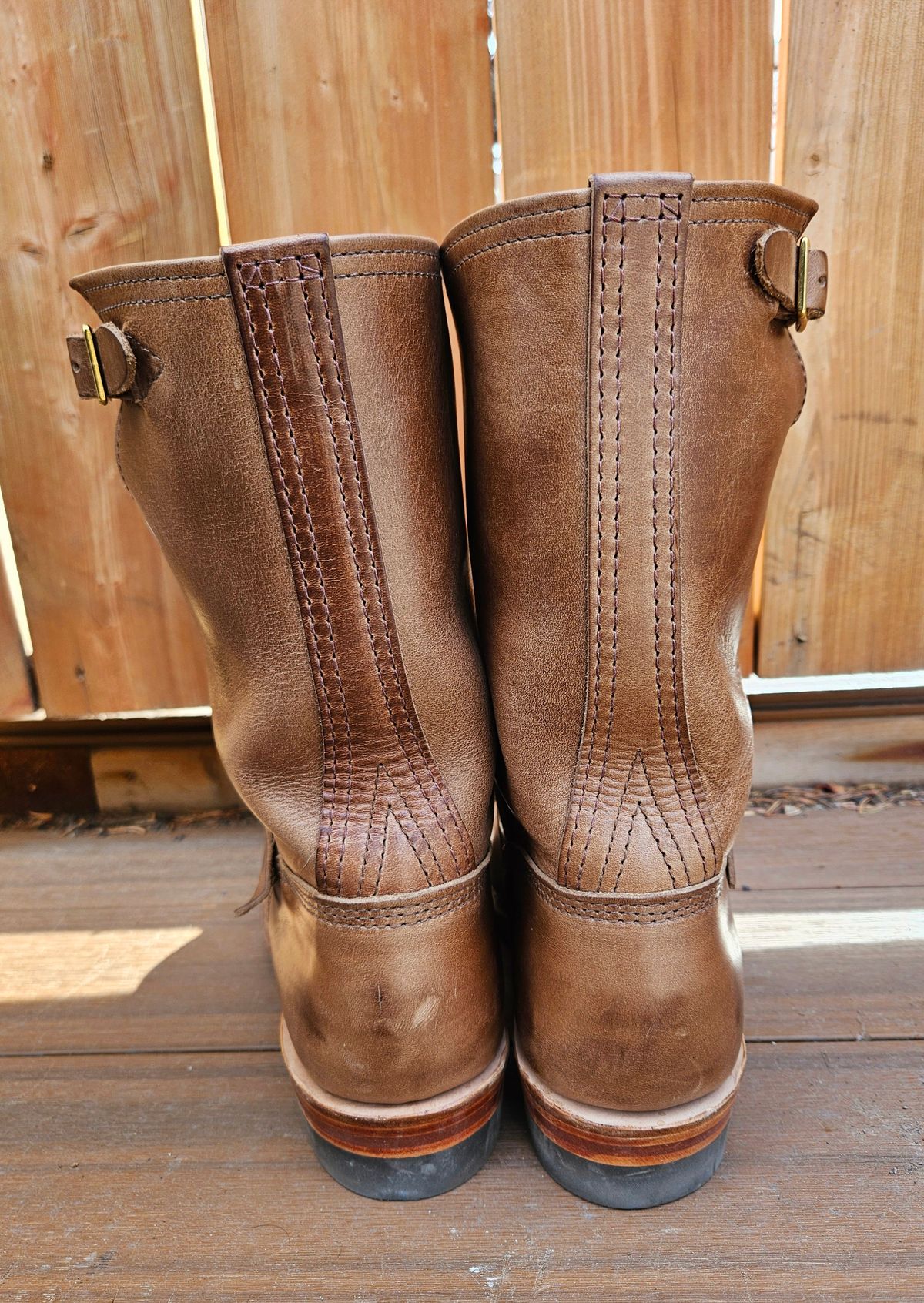 Photo by hosekileather on November 1, 2024 of the Wesco Mister Lou in Horween Natural Chromexcel.