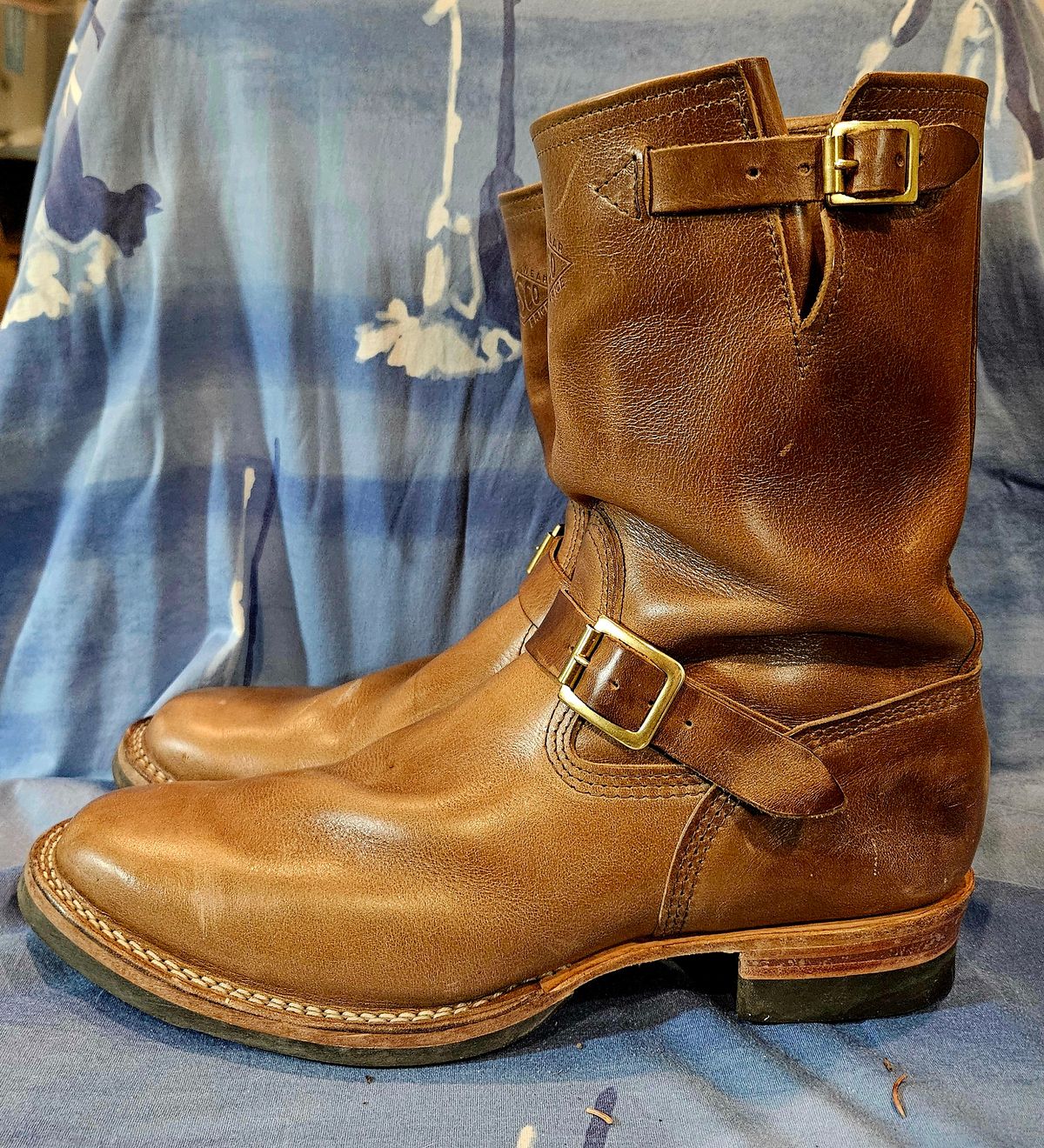 Photo by hosekileather on February 4, 2025 of the Wesco Mister Lou in Horween Natural Chromexcel.