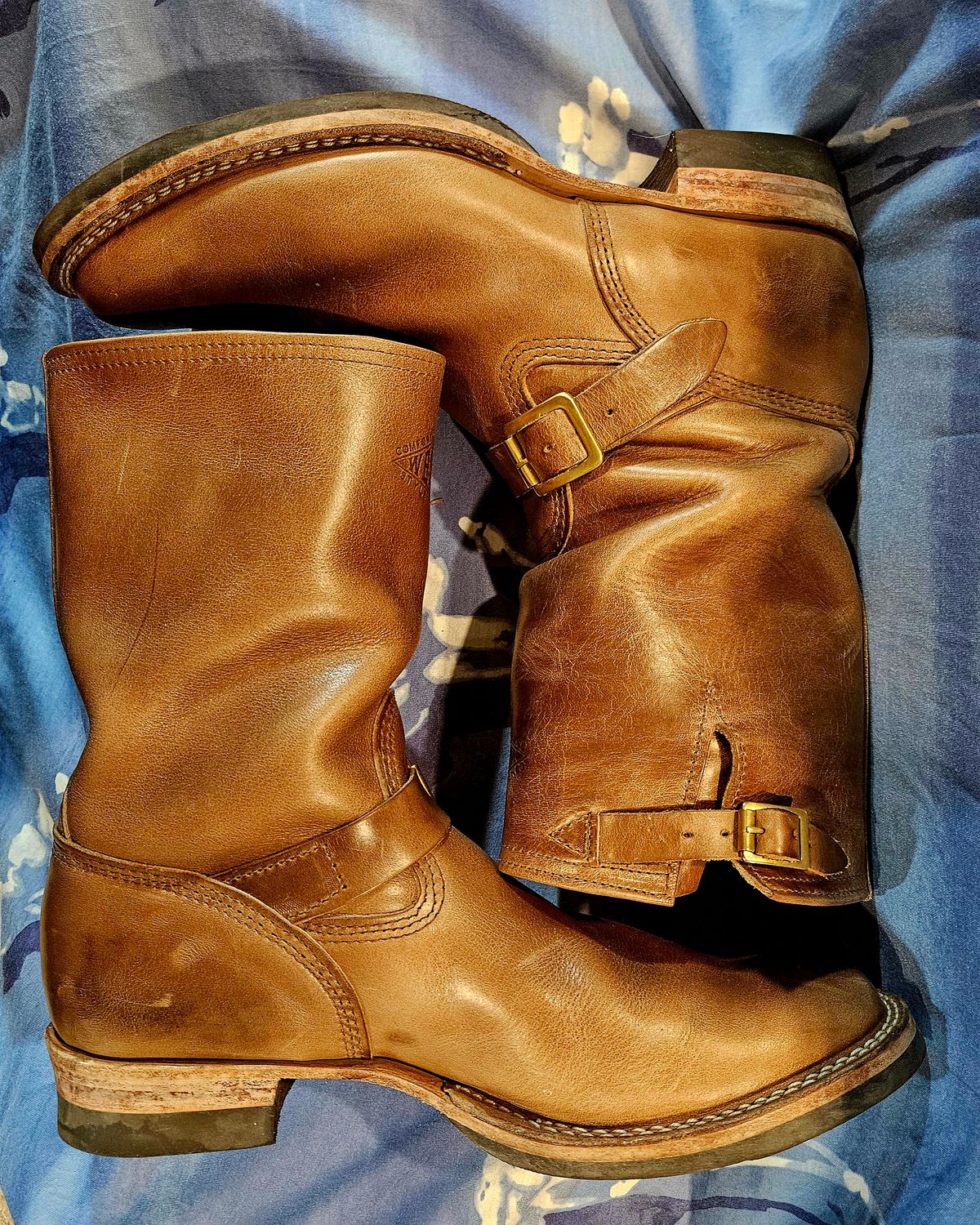 Photo by hosekileather on February 4, 2025 of the Wesco Mister Lou in Horween Natural Chromexcel.