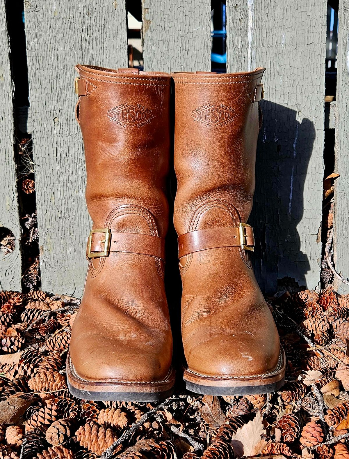 Photo by hosekileather on March 1, 2025 of the Wesco Mister Lou in Horween Natural Chromexcel.