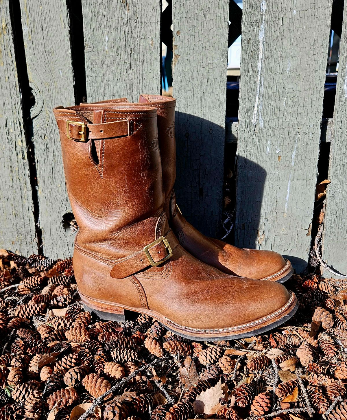 Photo by hosekileather on March 1, 2025 of the Wesco Mister Lou in Horween Natural Chromexcel.