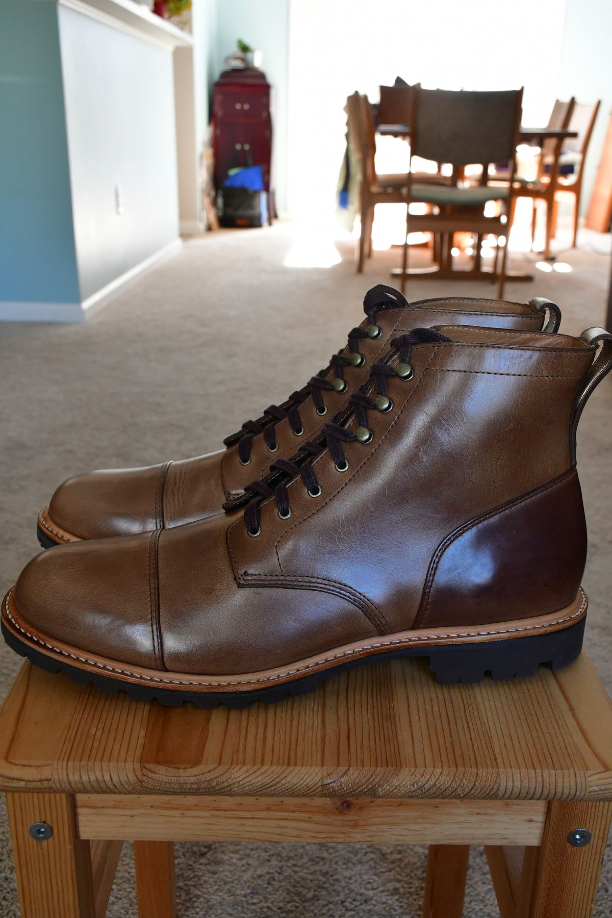 Photo by hosekileather on October 1, 2023 of the J.Crew Kenton Pacer Boots in Horween Natural Chromexcel.