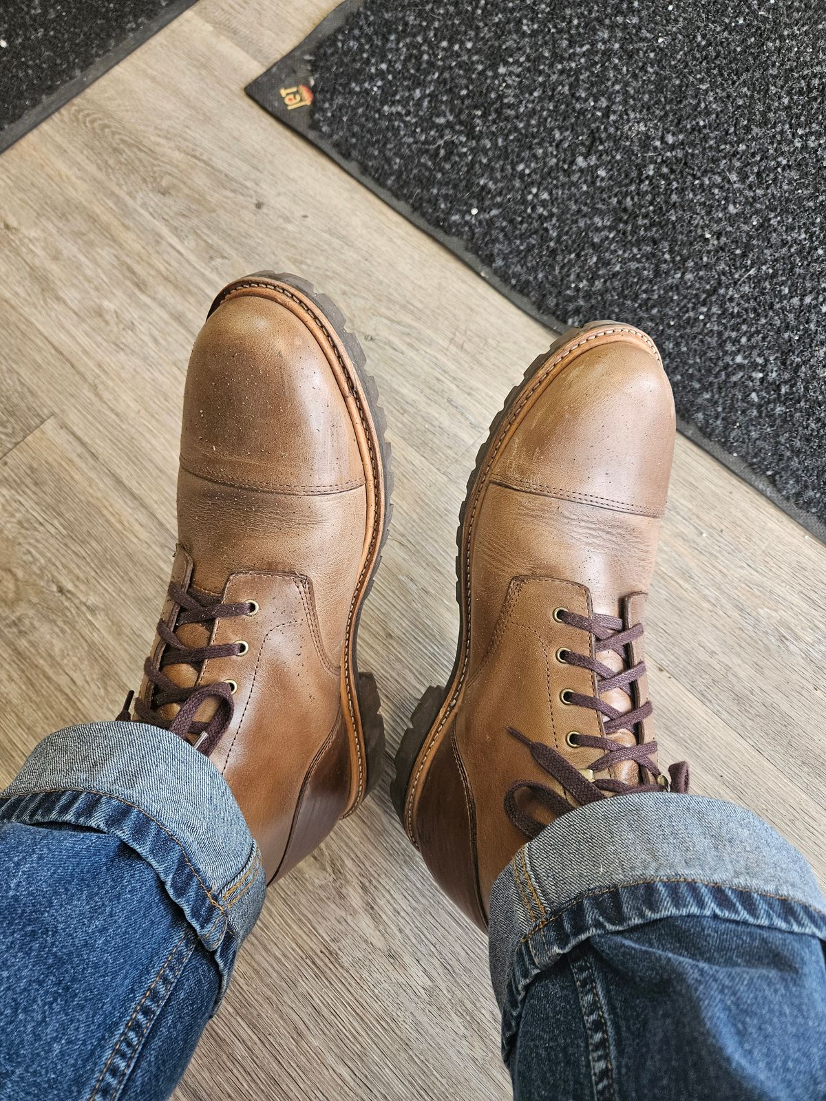 Photo by hosekileather on November 2, 2023 of the J.Crew Kenton Pacer Boots in Horween Natural Chromexcel.