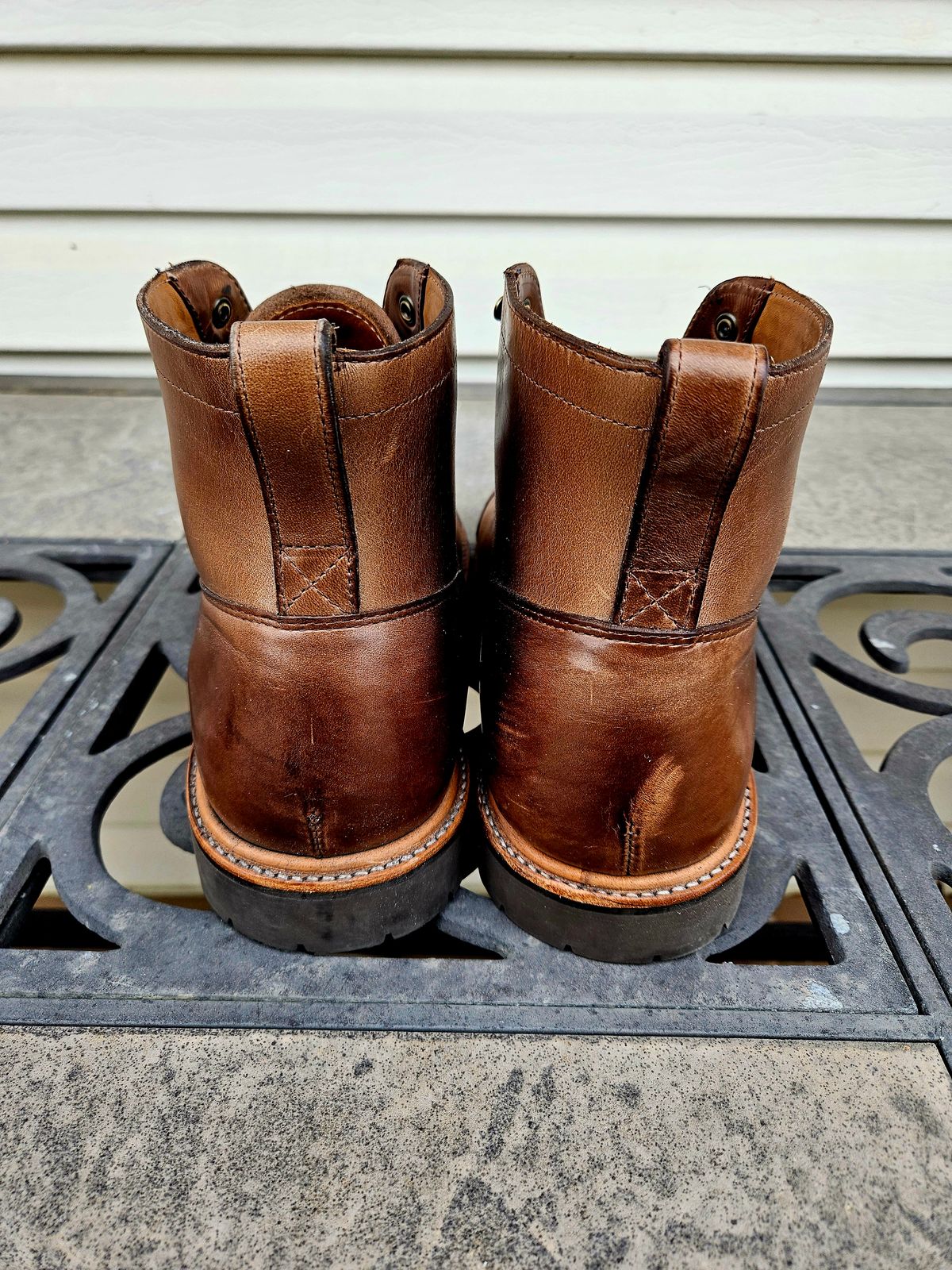 Photo by hosekileather on December 2, 2023 of the J.Crew Kenton Pacer Boots in Horween Natural Chromexcel.