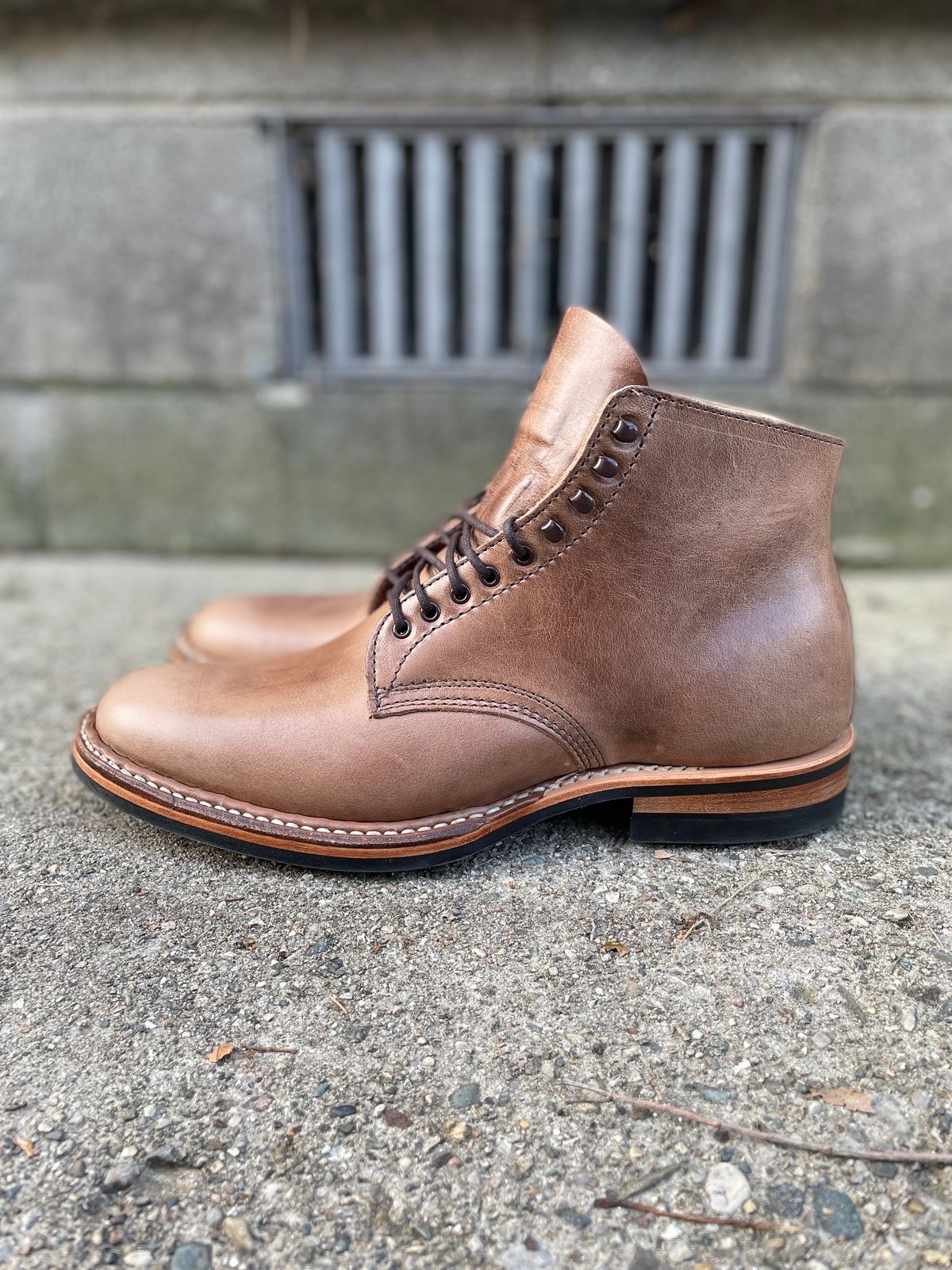 Photo by boottherapy on October 1, 2022 of the White's Stevens (Plain Toe) in Horween Natural Chromexcel.