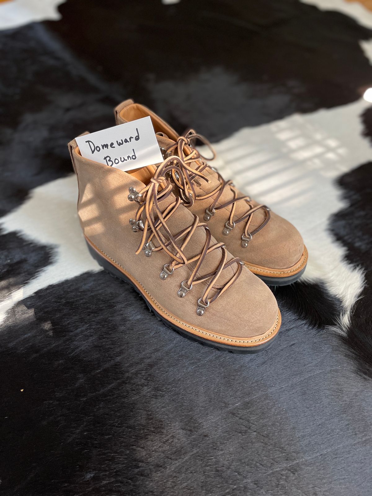 Photo by boottherapy on October 1, 2023 of the Viberg Hiker in Horween Natural Chromexcel Roughout.
