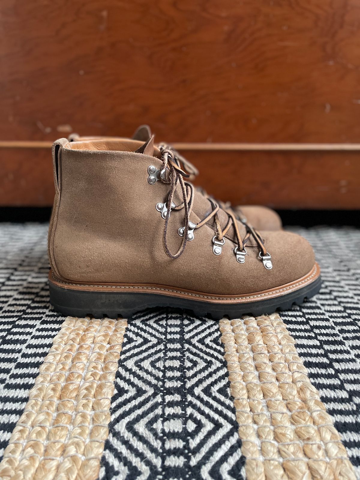 Photo by boottherapy on January 4, 2024 of the Viberg Hiker in Horween Natural Chromexcel Roughout.