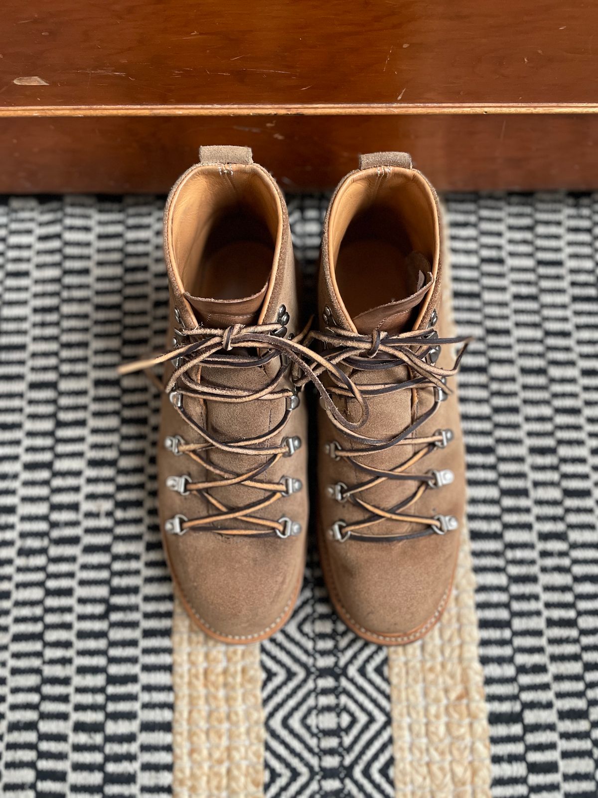 Photo by boottherapy on January 4, 2024 of the Viberg Hiker in Horween Natural Chromexcel Roughout.