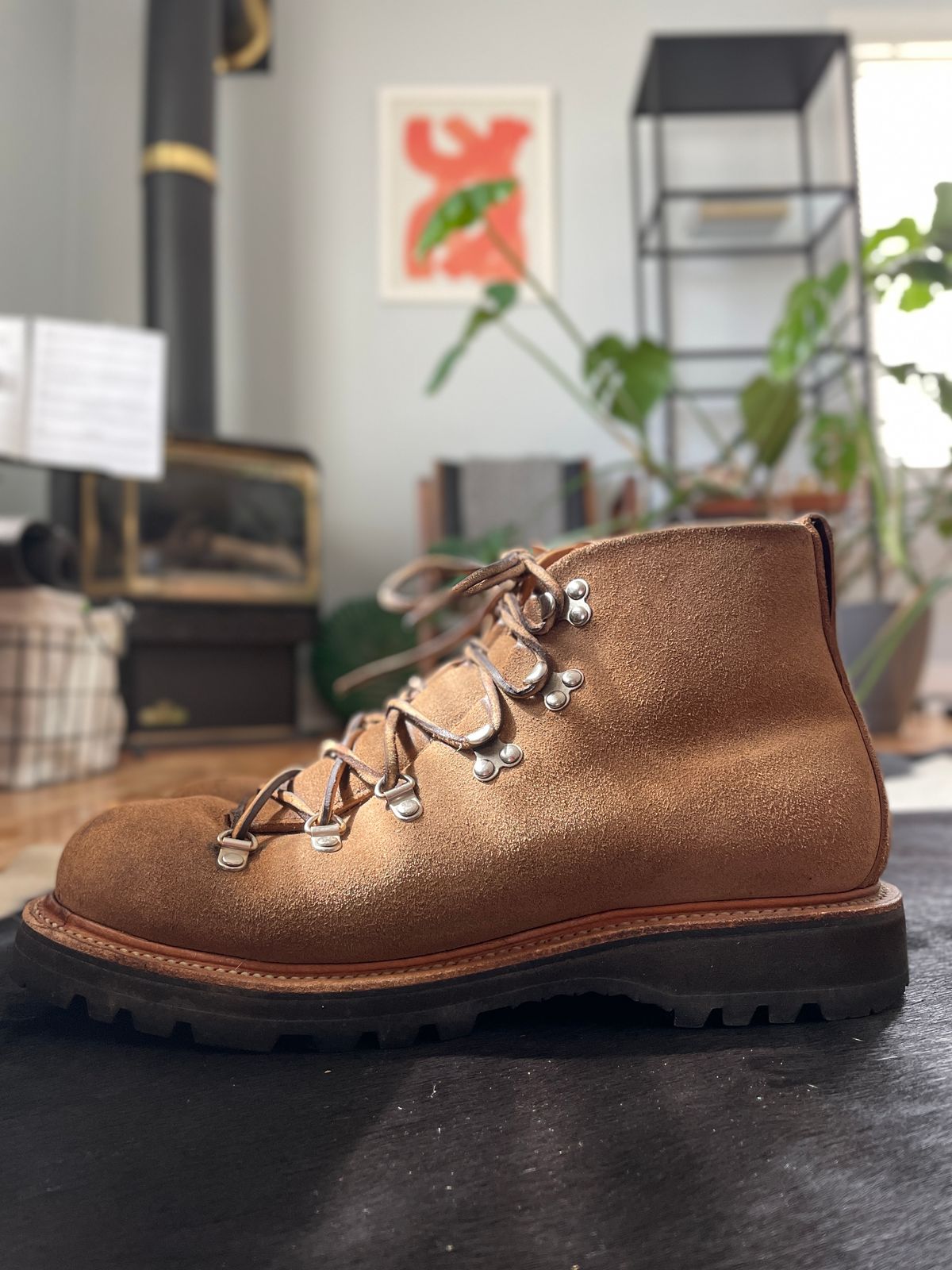 Photo by boottherapy on April 6, 2024 of the Viberg Hiker in Horween Natural Chromexcel Roughout.