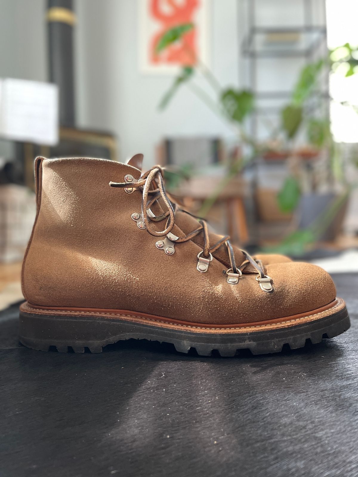 Photo by boottherapy on April 6, 2024 of the Viberg Hiker in Horween Natural Chromexcel Roughout.