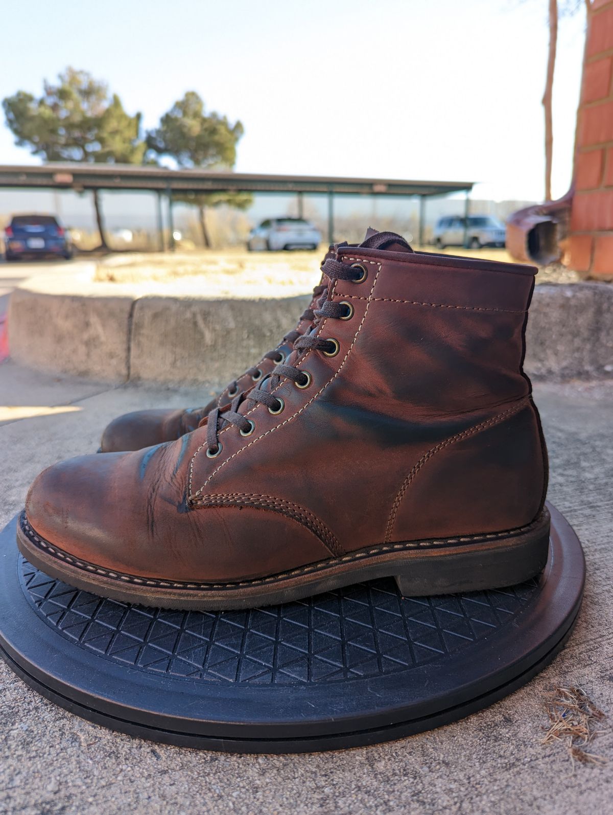 Photo by CallousAim on February 5, 2023 of the Golden Fox Overlord 6" Service Boots III in Burgundy Oiled Full Grain.