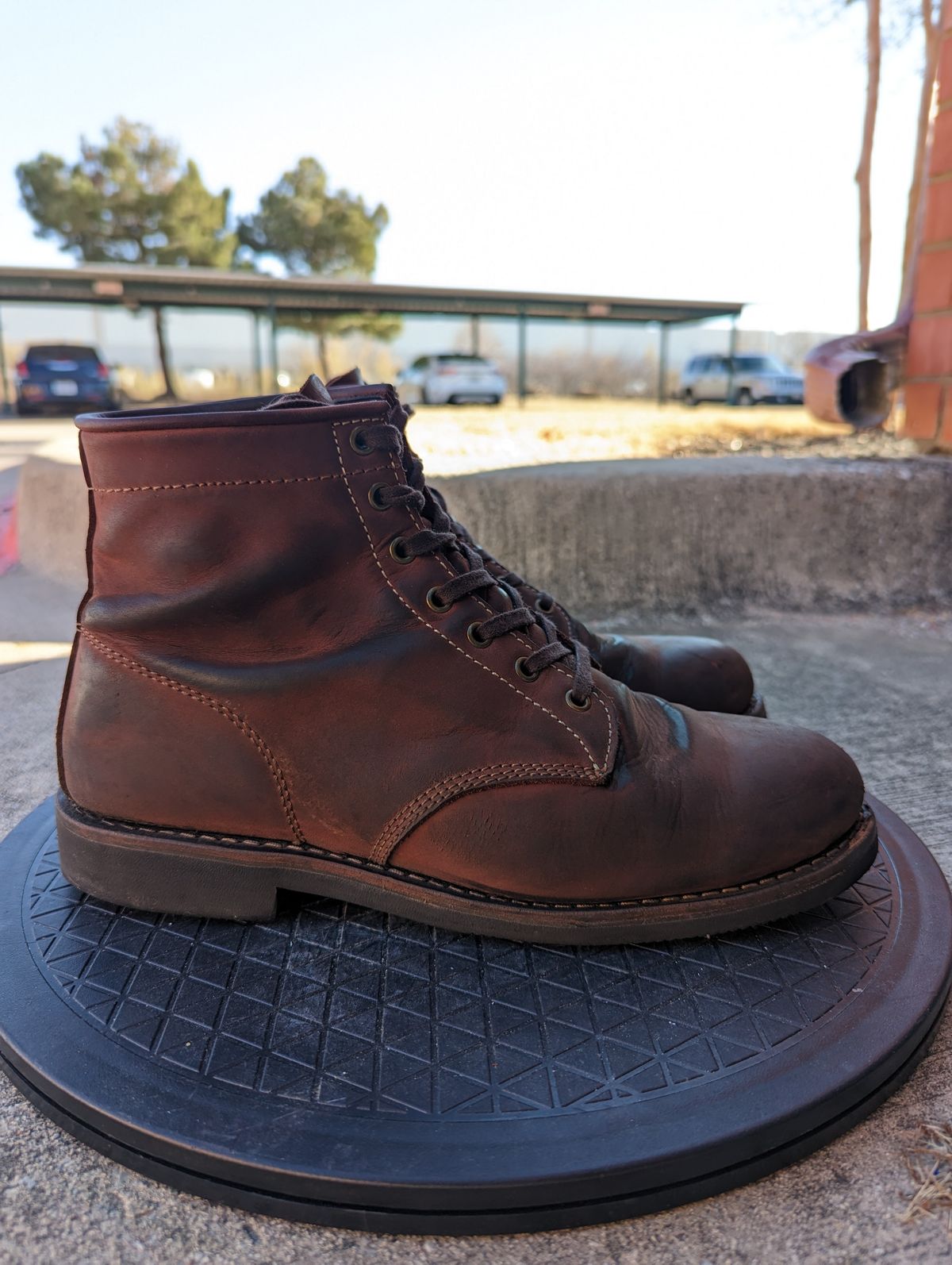Photo by CallousAim on February 5, 2023 of the Golden Fox Overlord 6" Service Boots III in Burgundy Oiled Full Grain.