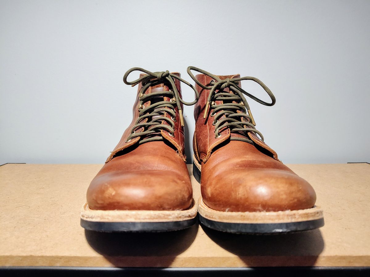 Photo by farroyo81 on February 3, 2025 of the Oak Street Bootmakers Field Boot in Seidel Light Brown Mustang.