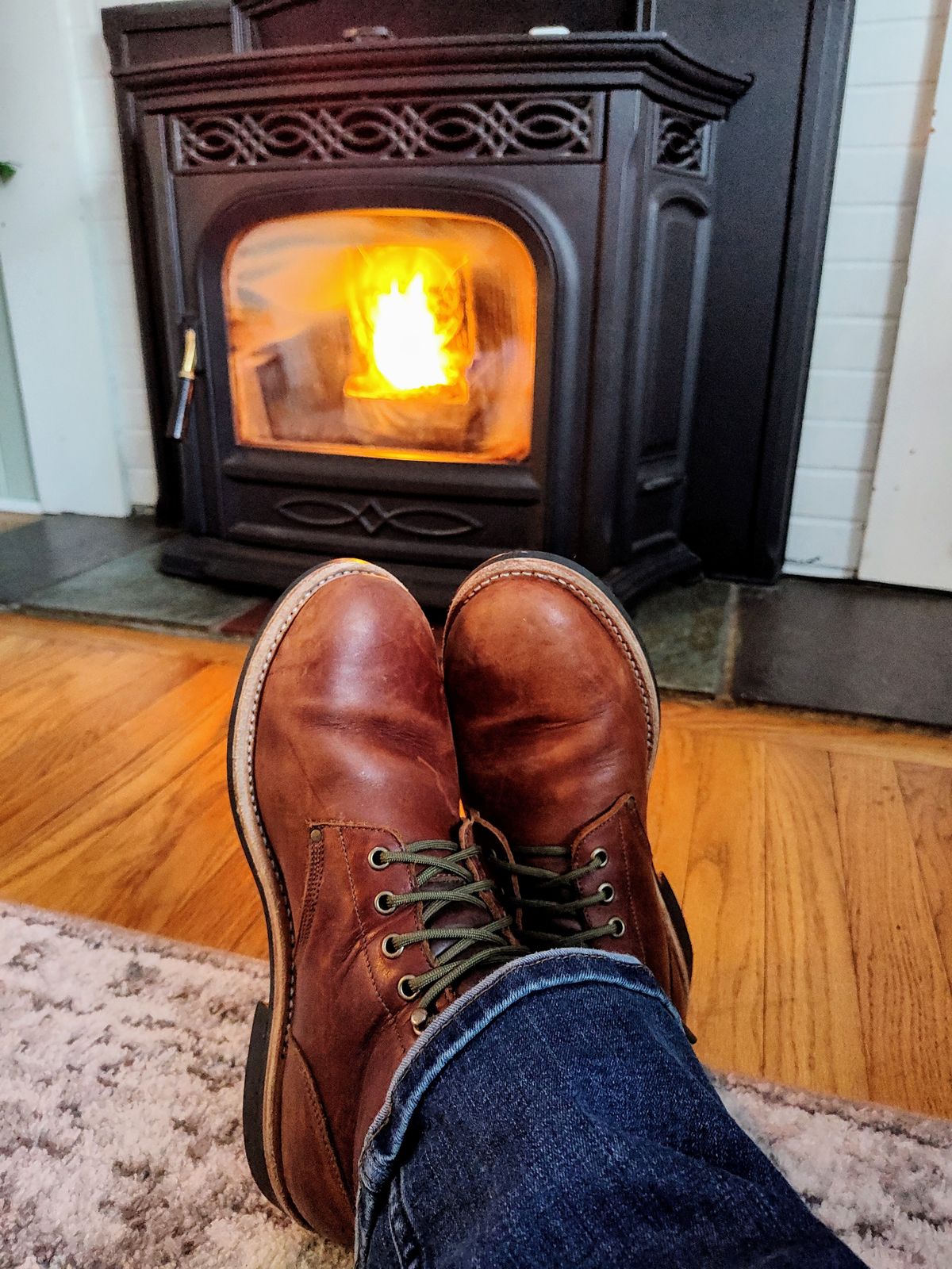 Photo by farroyo81 on March 2, 2025 of the Oak Street Bootmakers Field Boot in Seidel Light Brown Mustang.