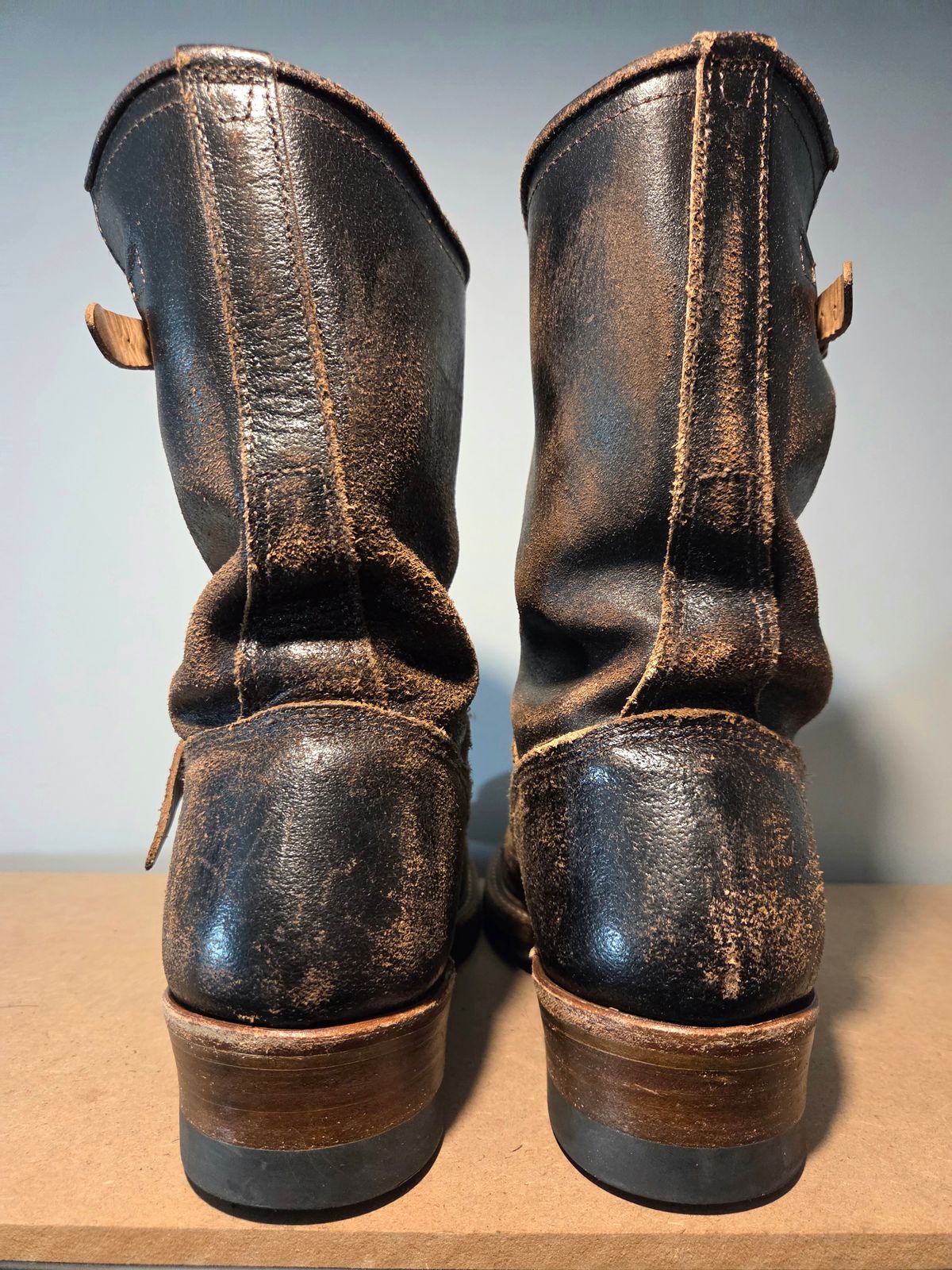 Photo by farroyo81 on April 5, 2026 of the John Lofgren Wabash Engineer Boots in Horween Dark Brown Waxed Flesh.