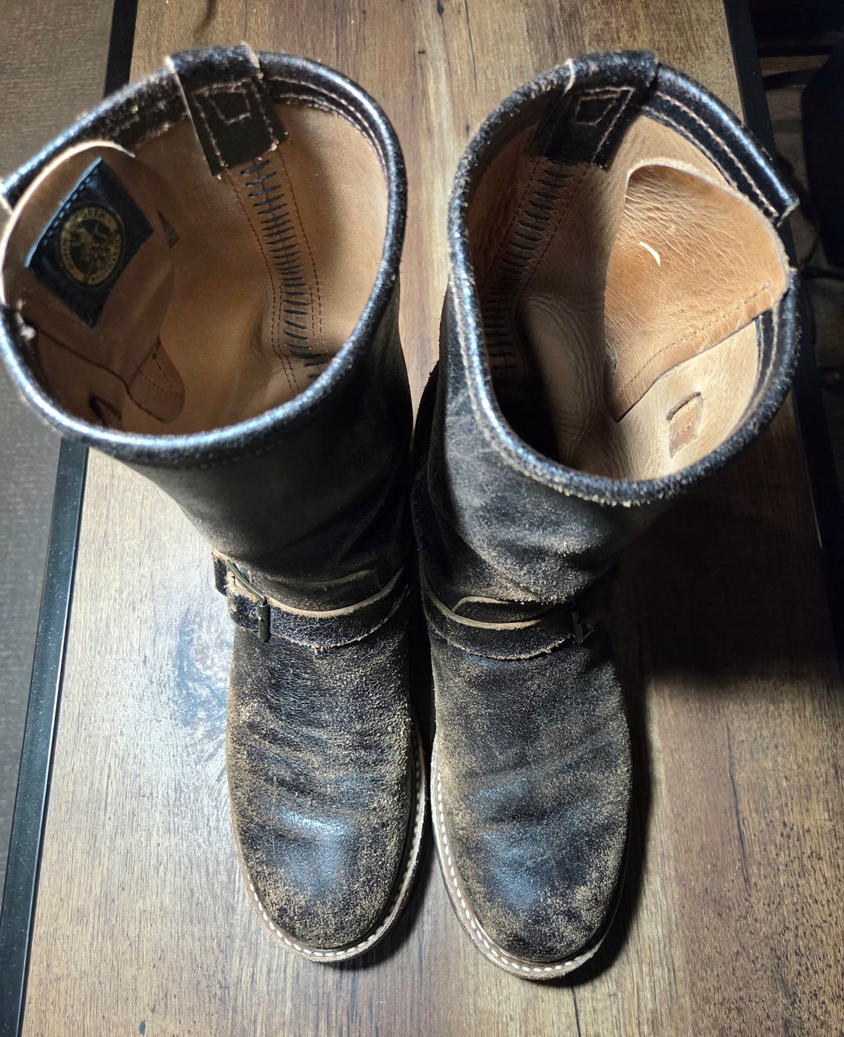 Photo by farroyo81 on April 5, 2026 of the John Lofgren Wabash Engineer Boots in Horween Dark Brown Waxed Flesh.