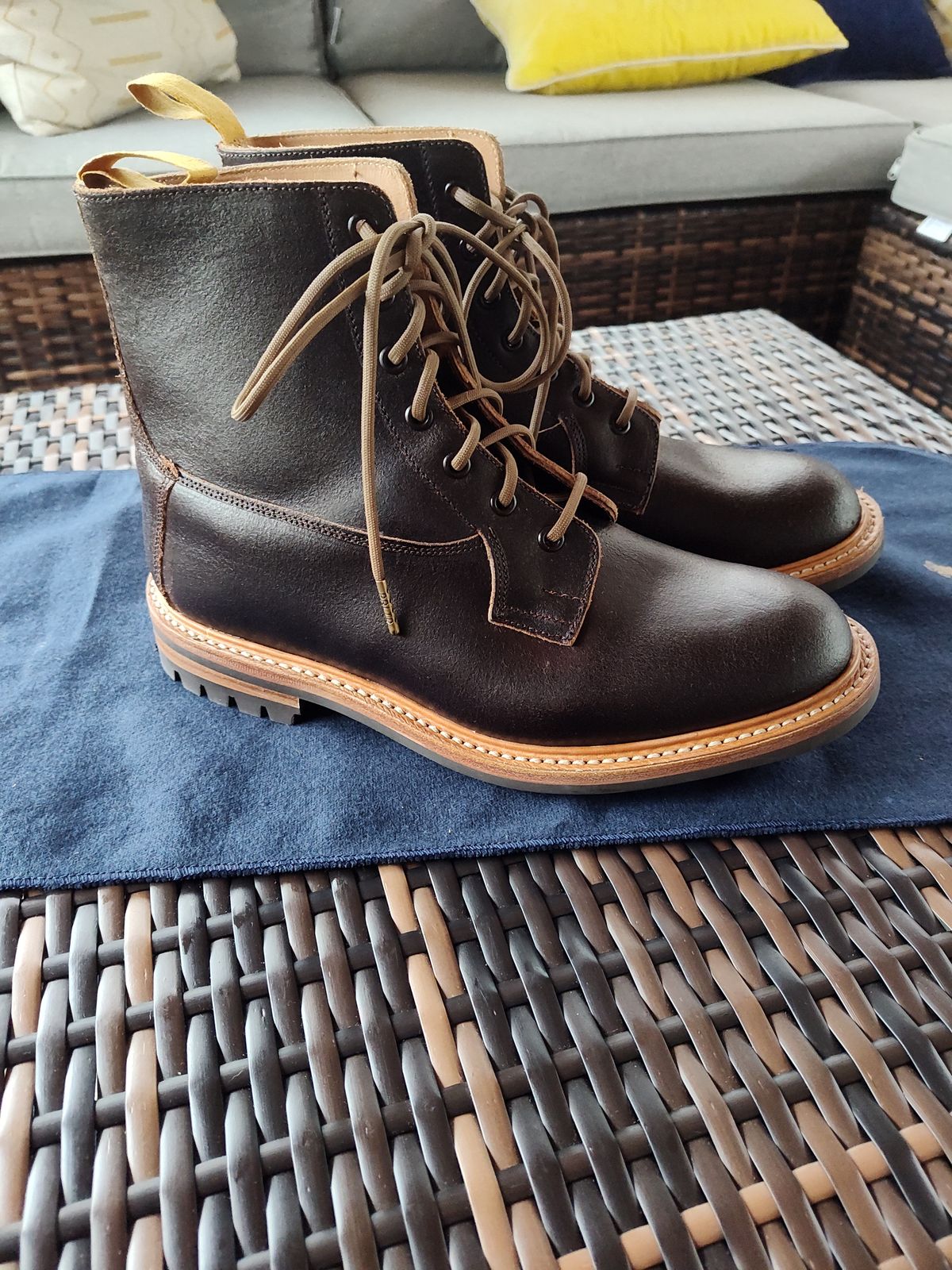 Photo by farroyo81 on November 1, 2023 of the Tricker's Burford Plain Derby Boot in Horween Java Waxed Flesh.