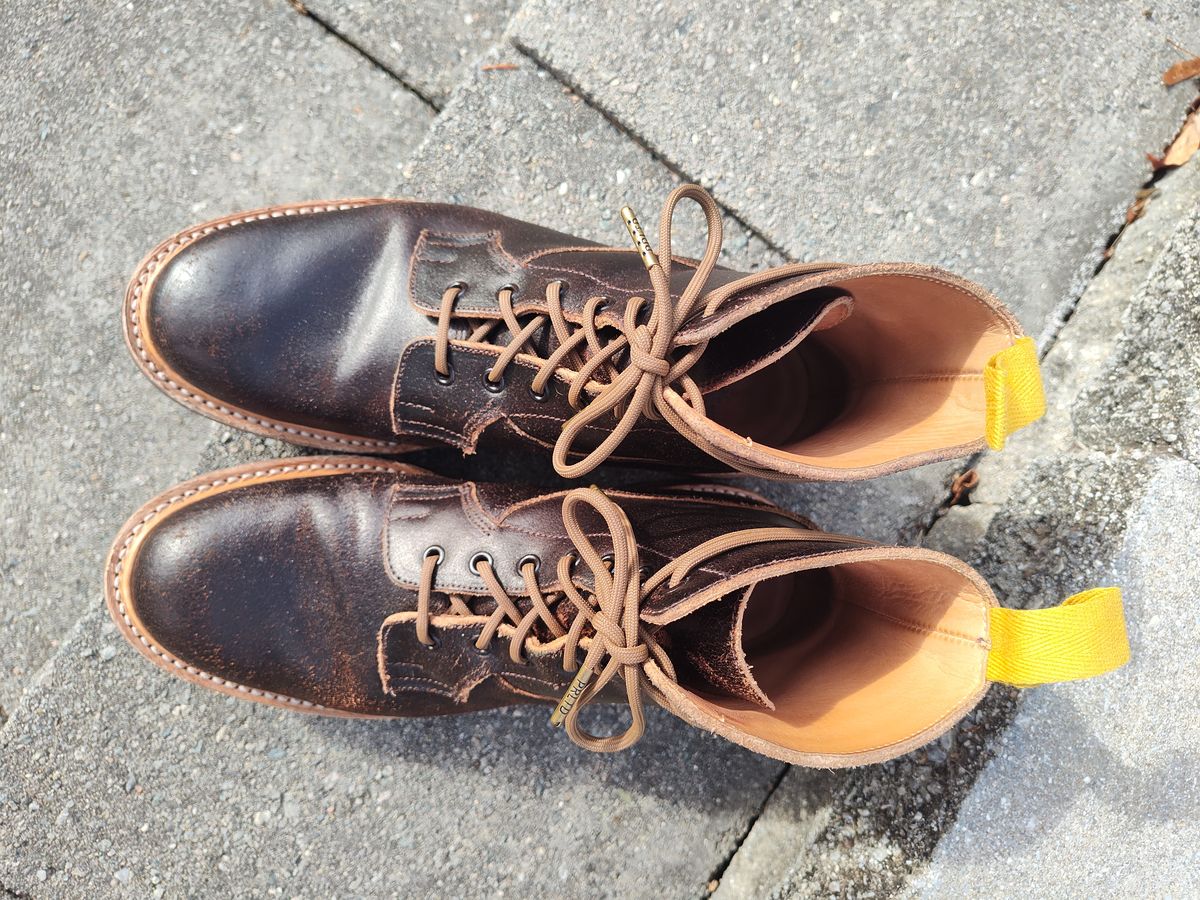Photo by farroyo81 on December 1, 2023 of the Tricker's Burford Plain Derby Boot in Horween Java Waxed Flesh.