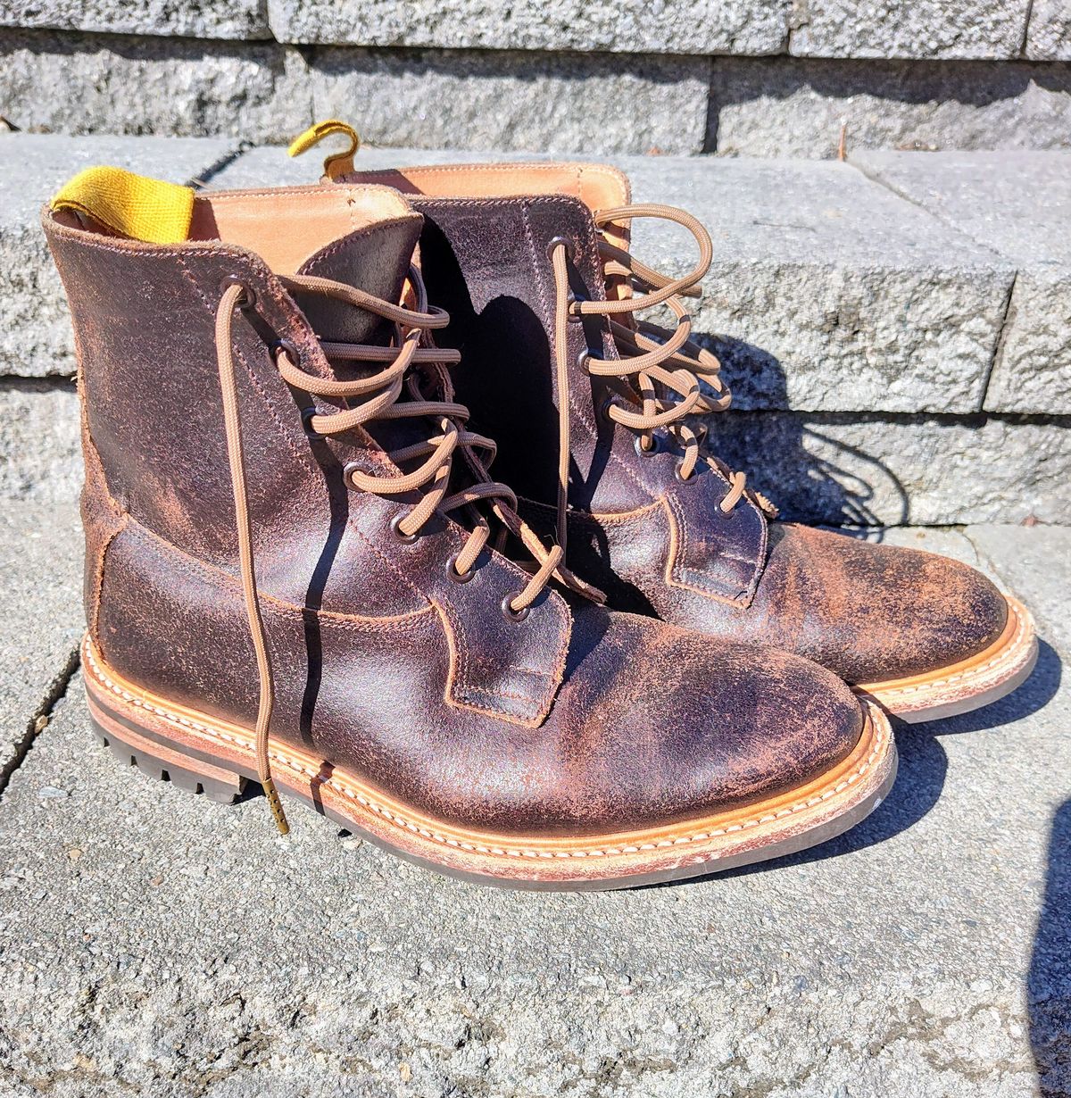 Photo by farroyo81 on March 3, 2024 of the Tricker's Burford Plain Derby Boot in Horween Java Waxed Flesh.
