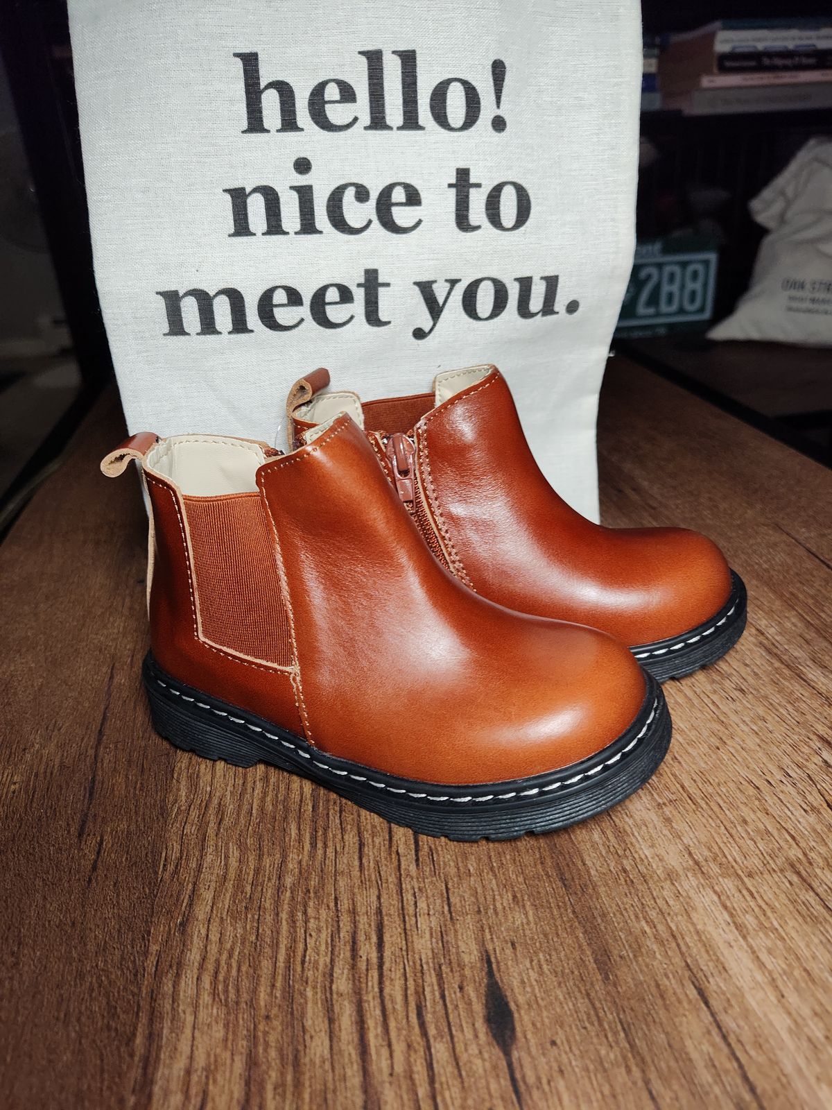 Photo by farroyo81 on October 4, 2024 of the Piper Finn Chelsea Boot in Premium Waxed Leather.