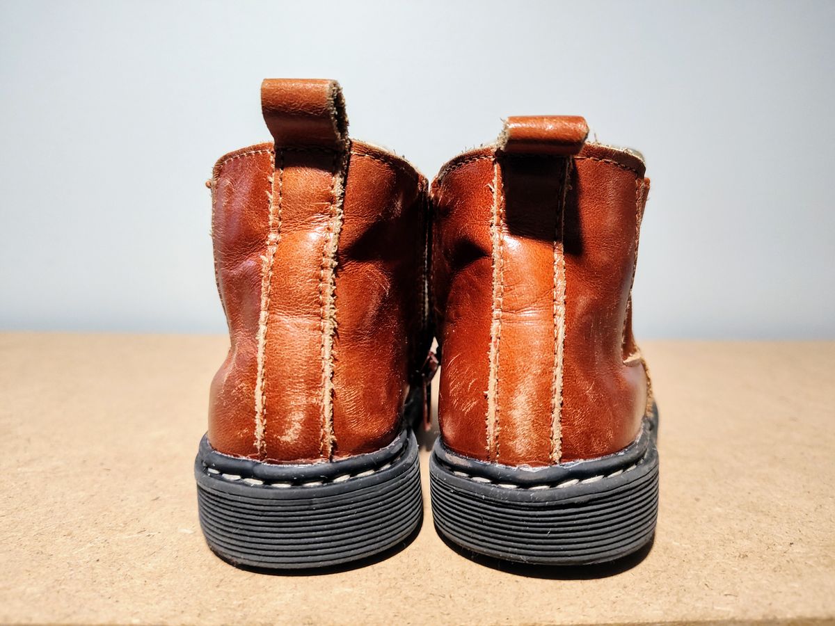 Photo by farroyo81 on March 4, 2025 of the Piper Finn Chelsea Boot in Premium Waxed Leather.