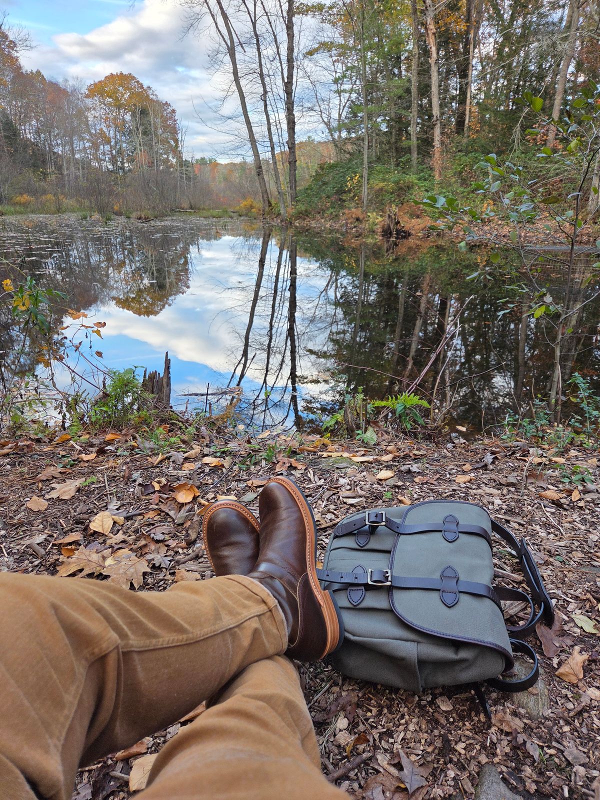 Photo by farroyo81 on October 23, 2025 of the John Lofgren Wabash Engineer Boots in Horween SHF Horsehide Havana.