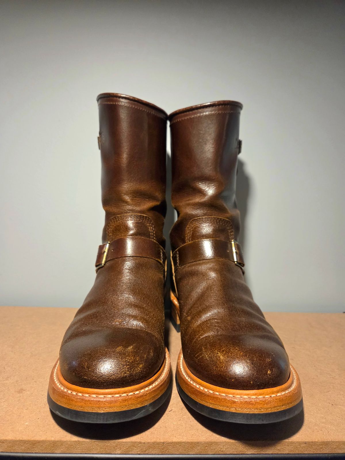 Photo by farroyo81 on November 3, 2025 of the John Lofgren Wabash Engineer Boots in Horween SHF Horsehide Havana.