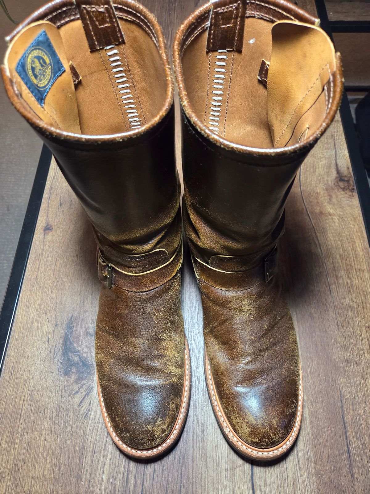 Photo by farroyo81 on January 5, 2026 of the John Lofgren Wabash Engineer Boots in Horween SHF Horsehide Havana.