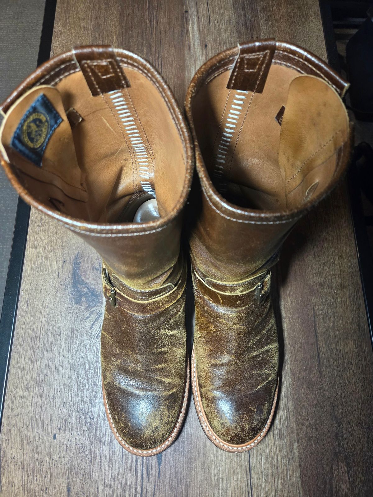 Photo by farroyo81 on March 5, 2026 of the John Lofgren Wabash Engineer Boots in Horween SHF Horsehide Havana.