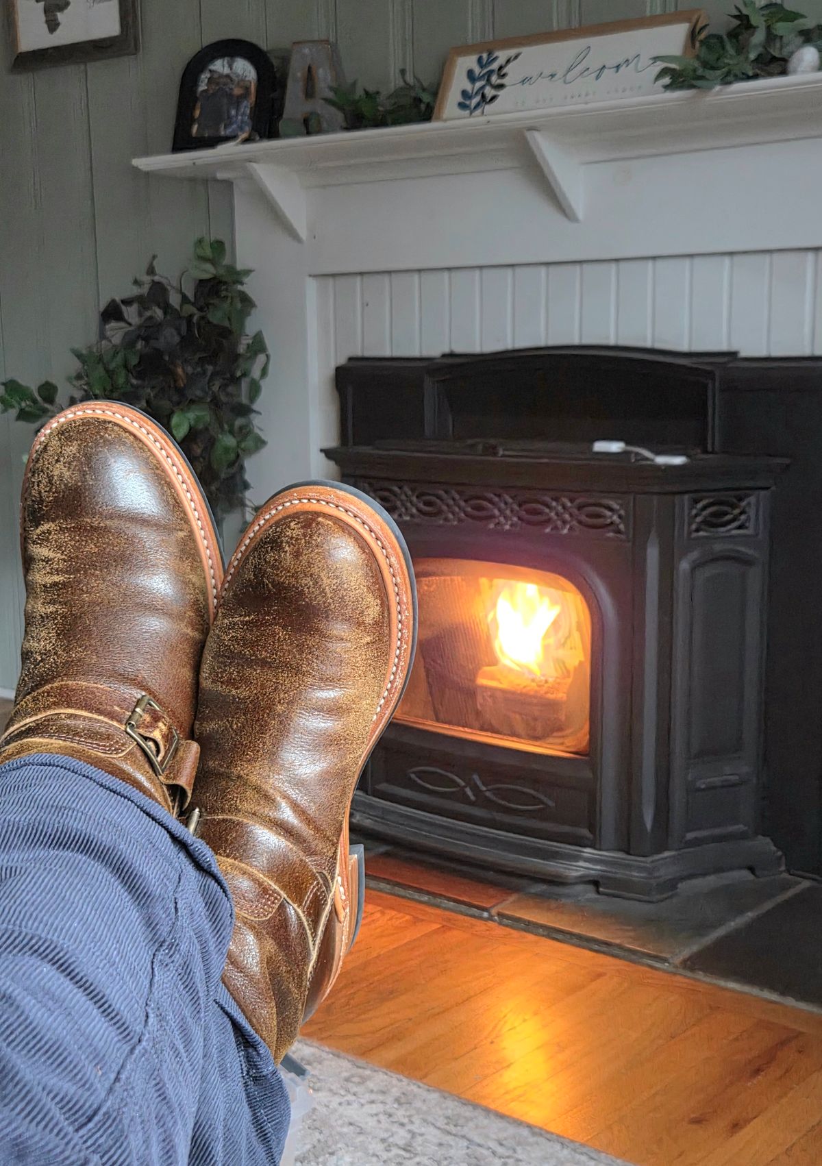 Photo by farroyo81 on March 23, 2026 of the John Lofgren Wabash Engineer Boots in Horween SHF Horsehide Havana.
