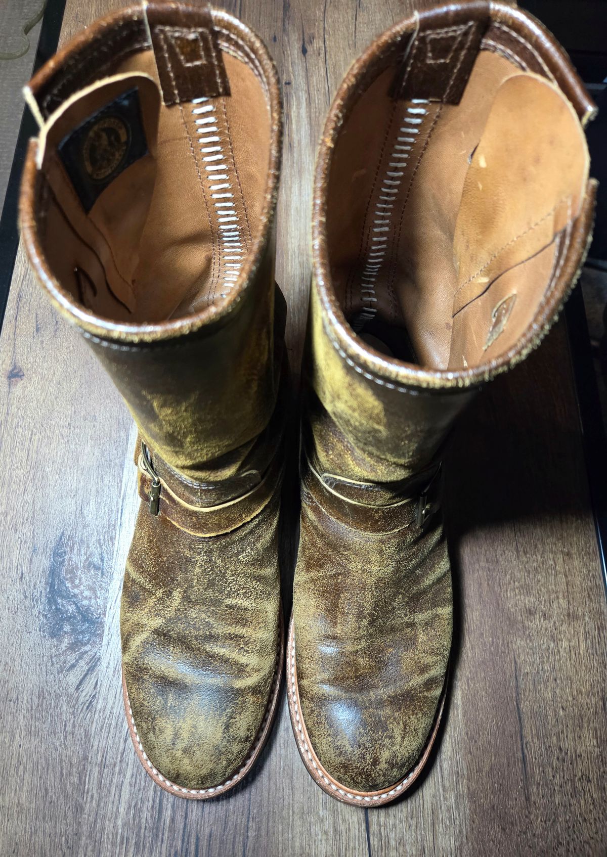Photo by farroyo81 on April 5, 2026 of the John Lofgren Wabash Engineer Boots in Horween SHF Horsehide Havana.