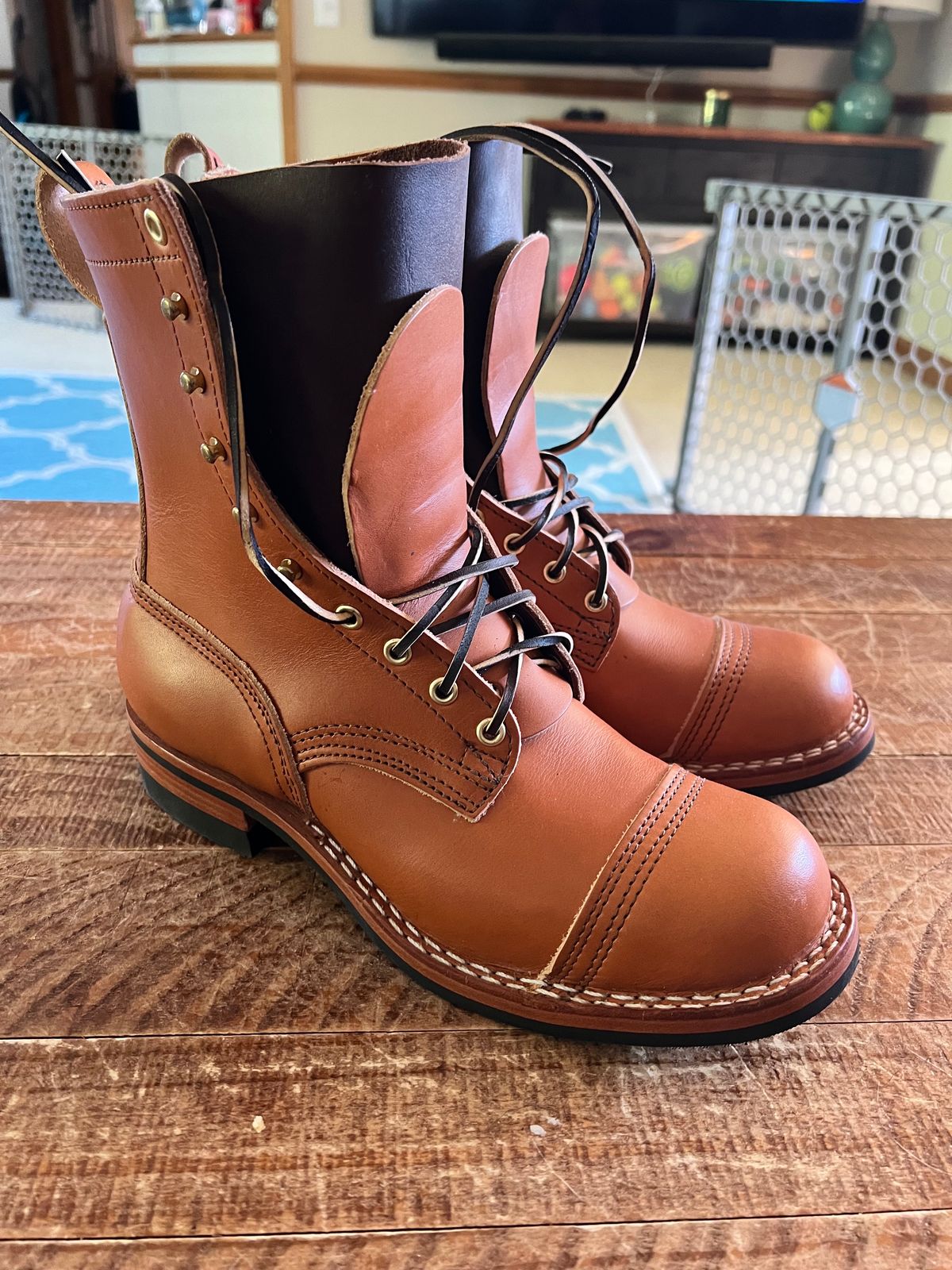 Photo by ccswift on October 1, 2023 of the Nicks DomePro in Wickett & Craig Tan English Bridle.
